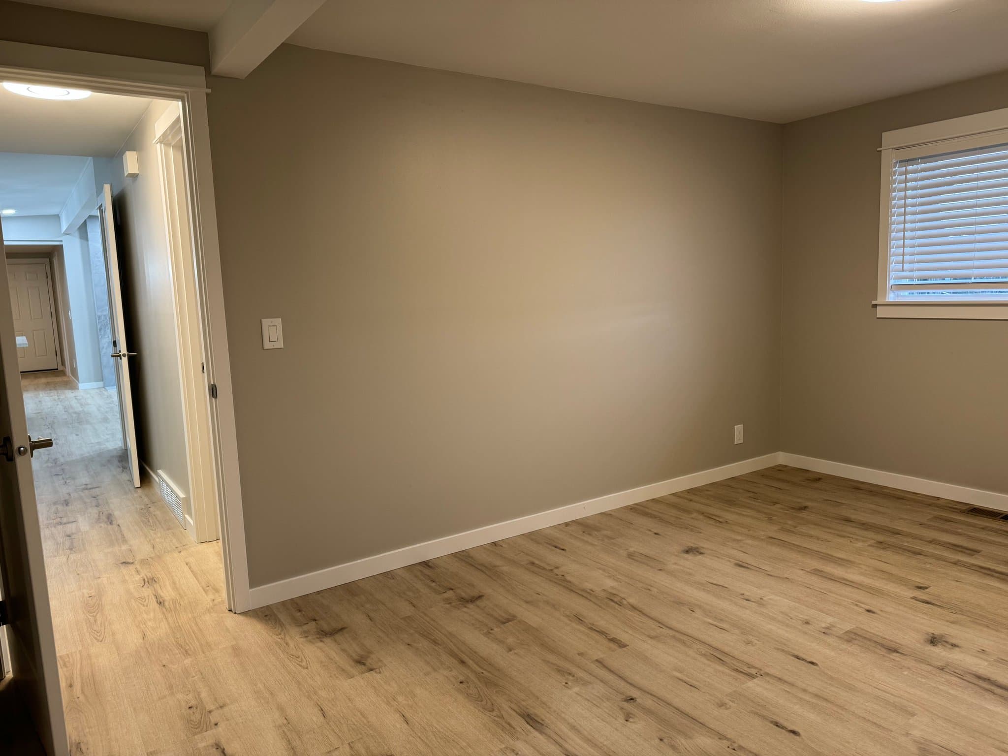 Bellevue House: 16209 Lake Hills Blvd
