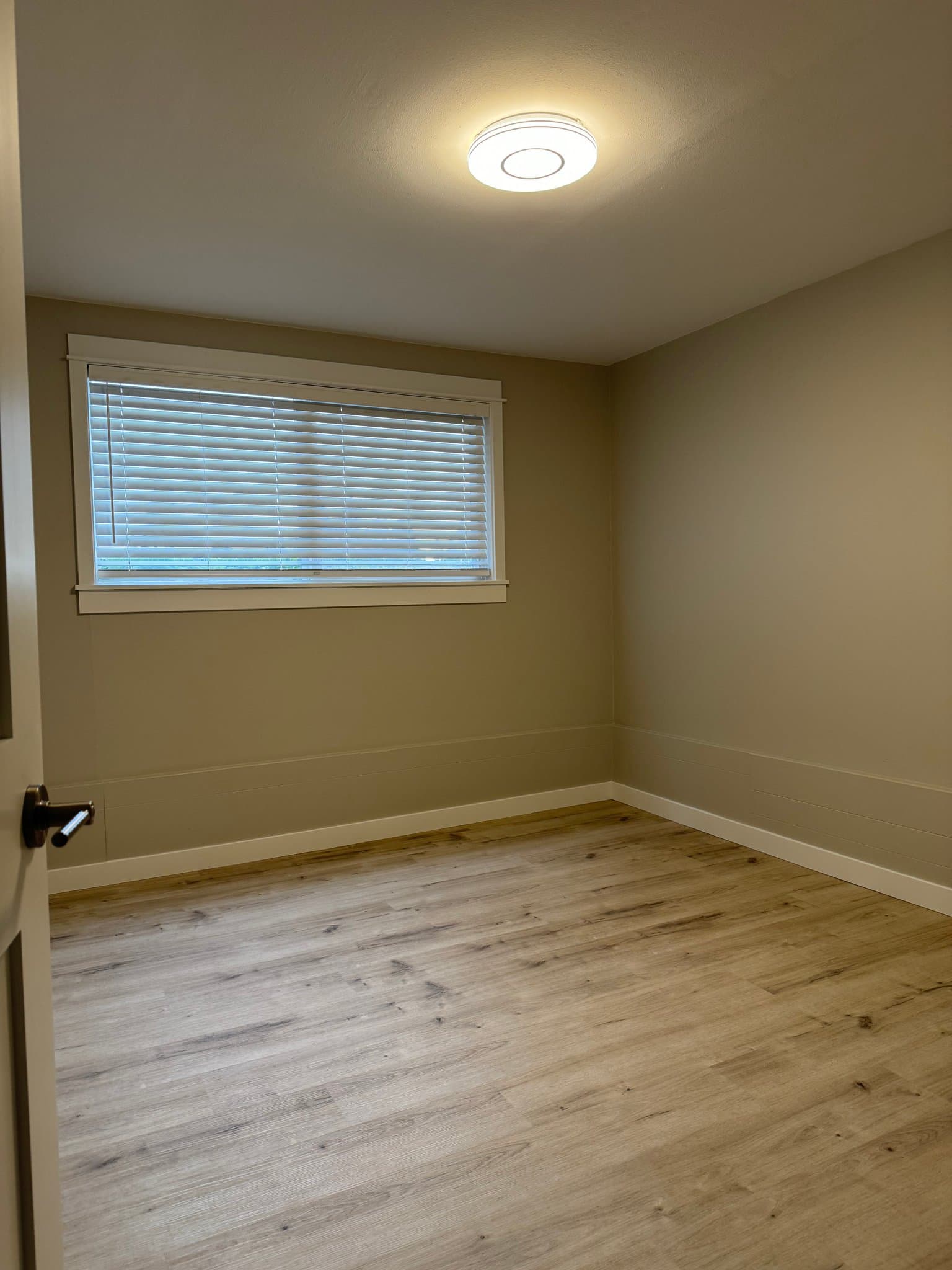 Bellevue House: 16209 Lake Hills Blvd