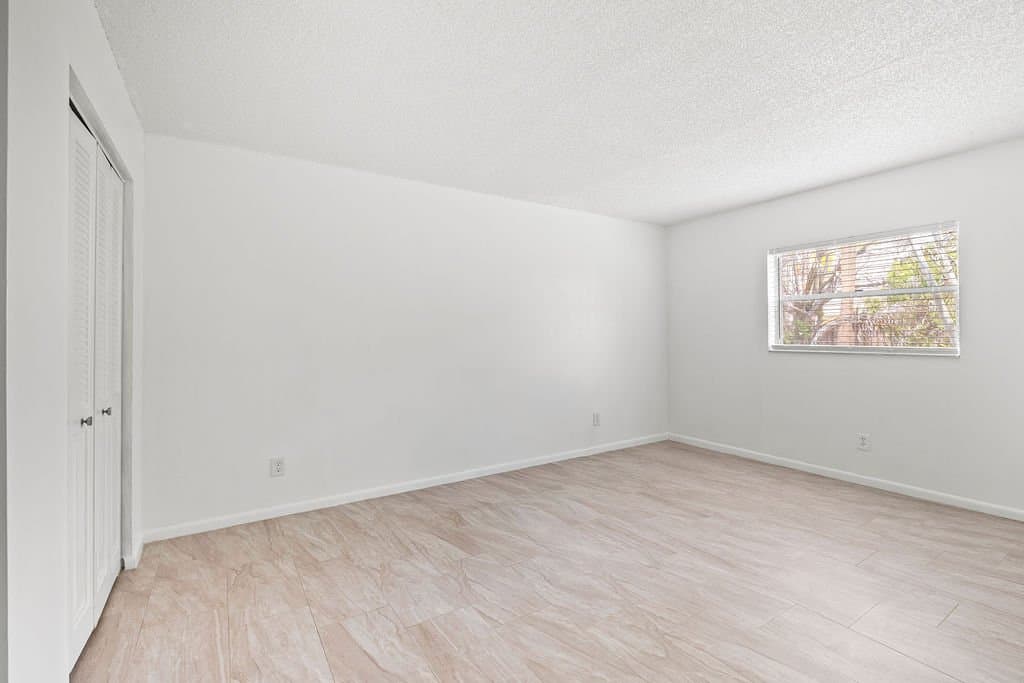 Vero Beach Condo: 1166 6th Ave