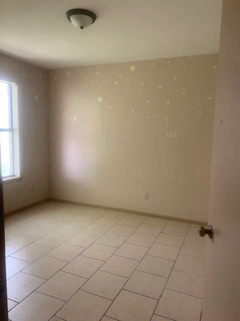 Laredo Apartment: 5120 San Francisco Ave