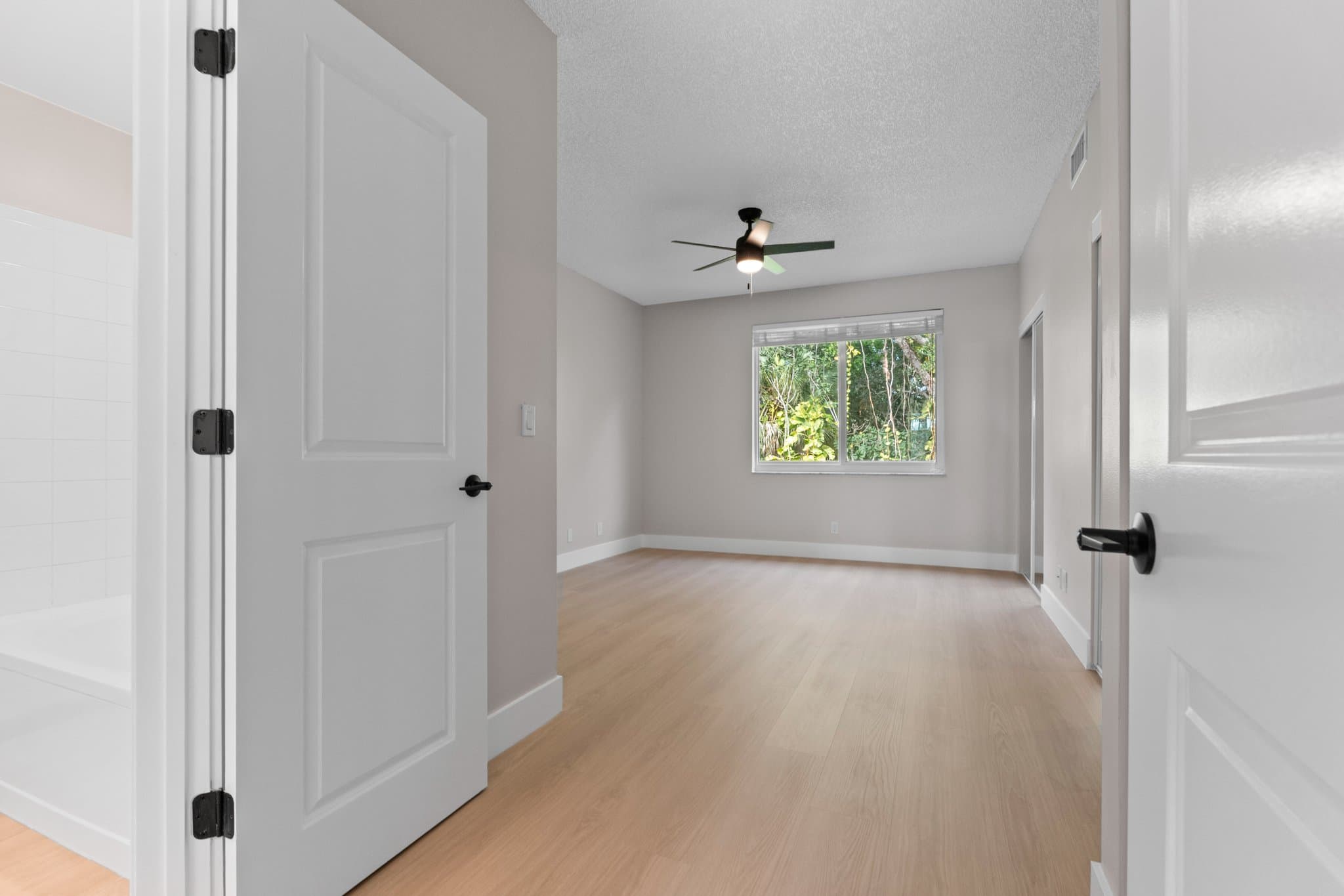 Plantation Condo: 149 SW 96th Ter
