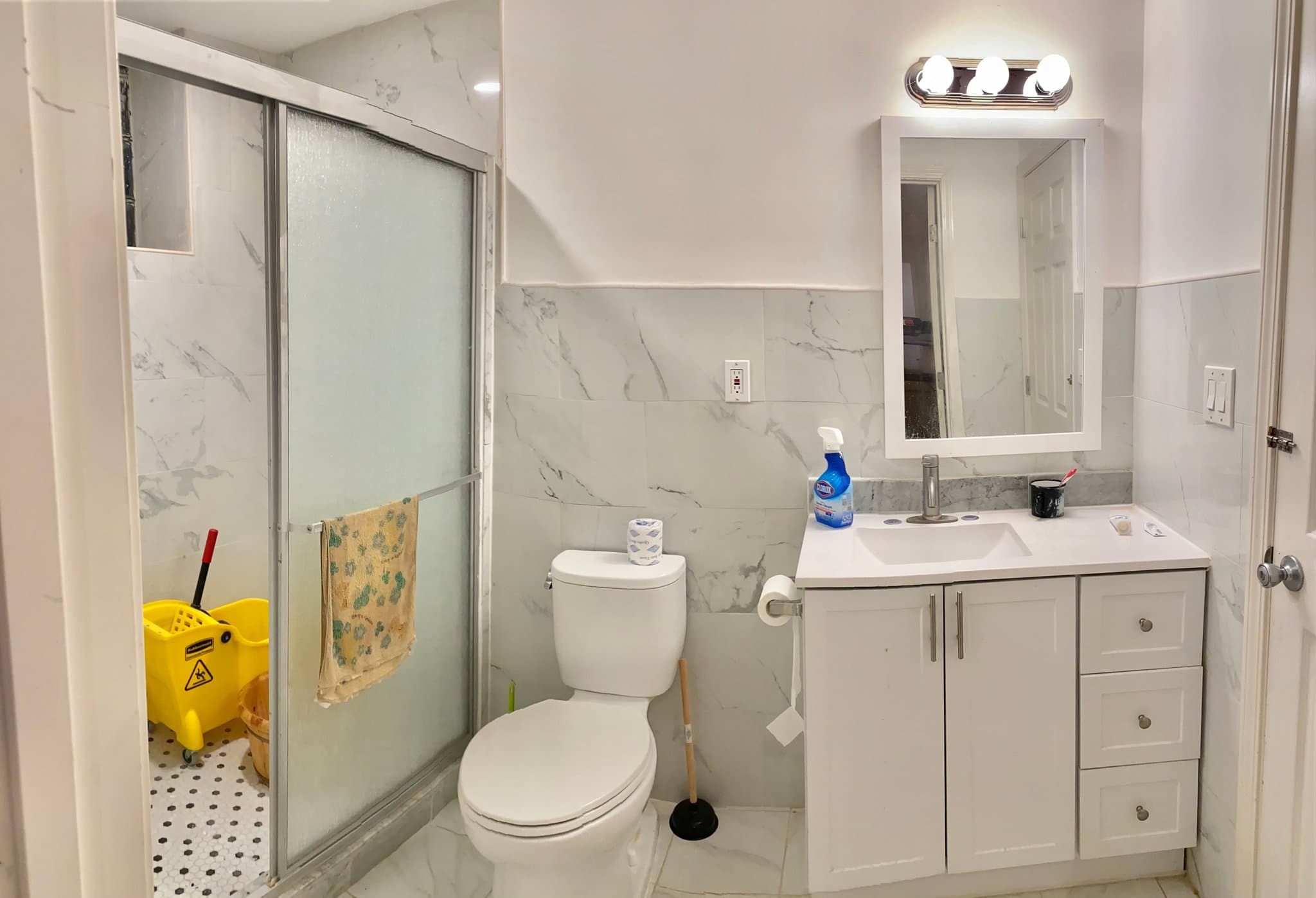 Chicago Apartment: 3411 S Ashland Ave