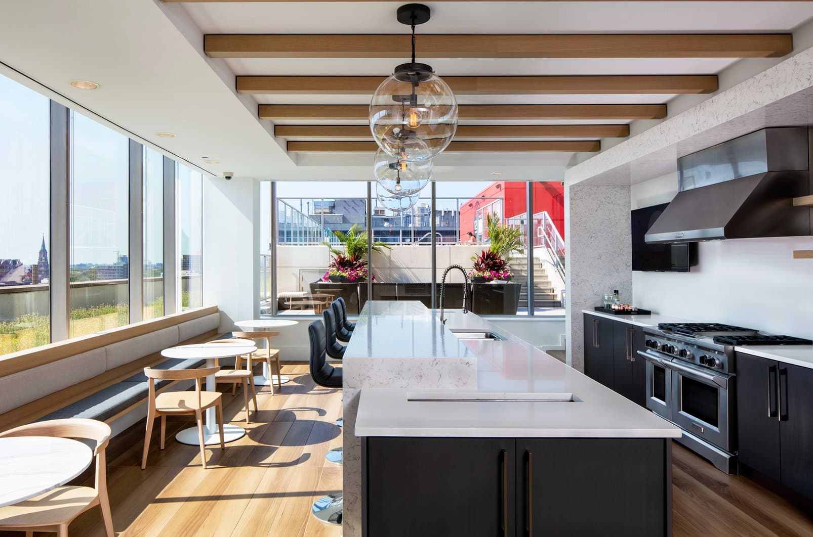 Chicago Apartment: 1213 N Wells