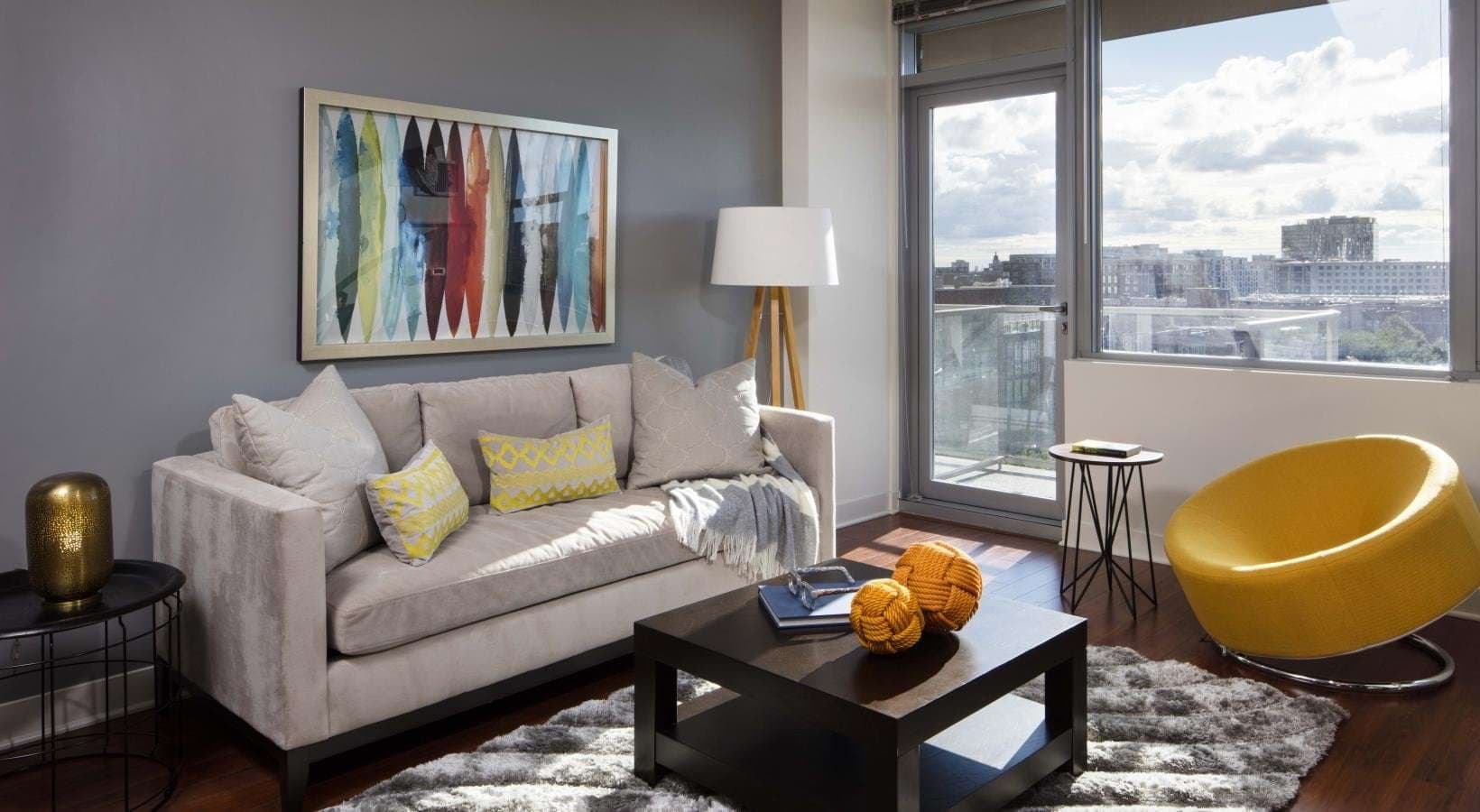 Chicago Apartment: 1213 N Wells