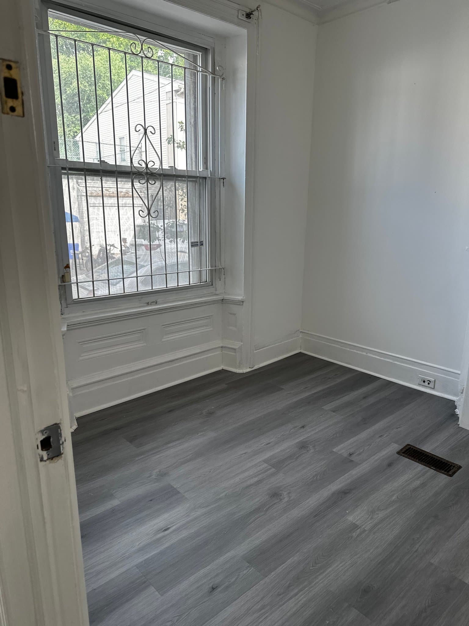philadelphia Townhome: 2260 N 15th st