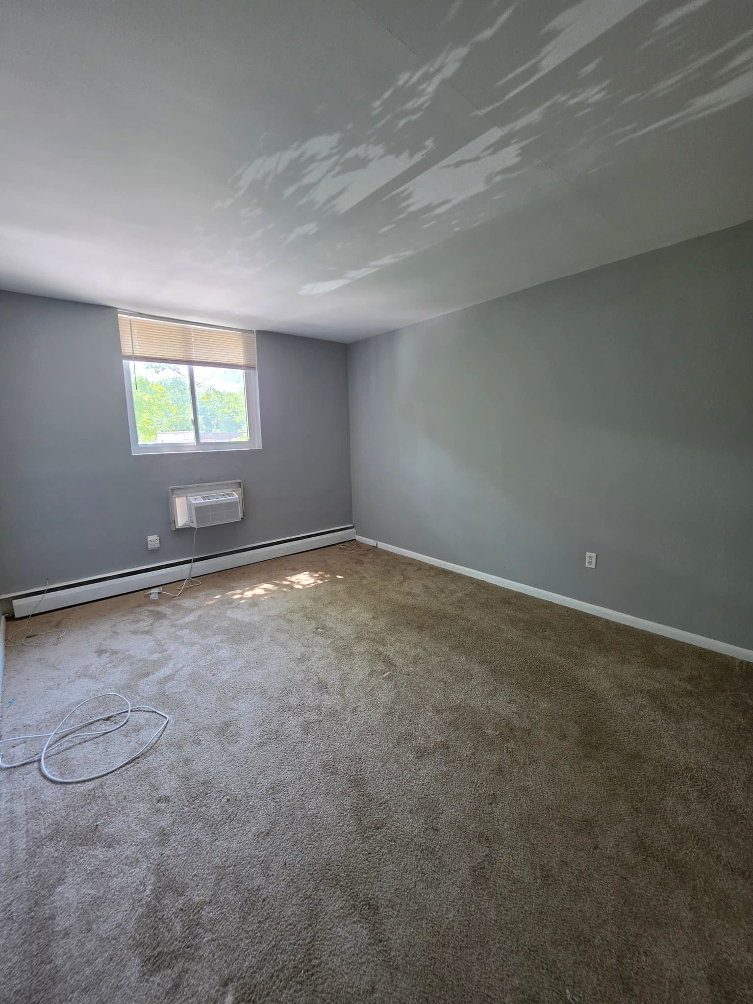 Glenolden Condo: 100 E GLENOLDEN AVE