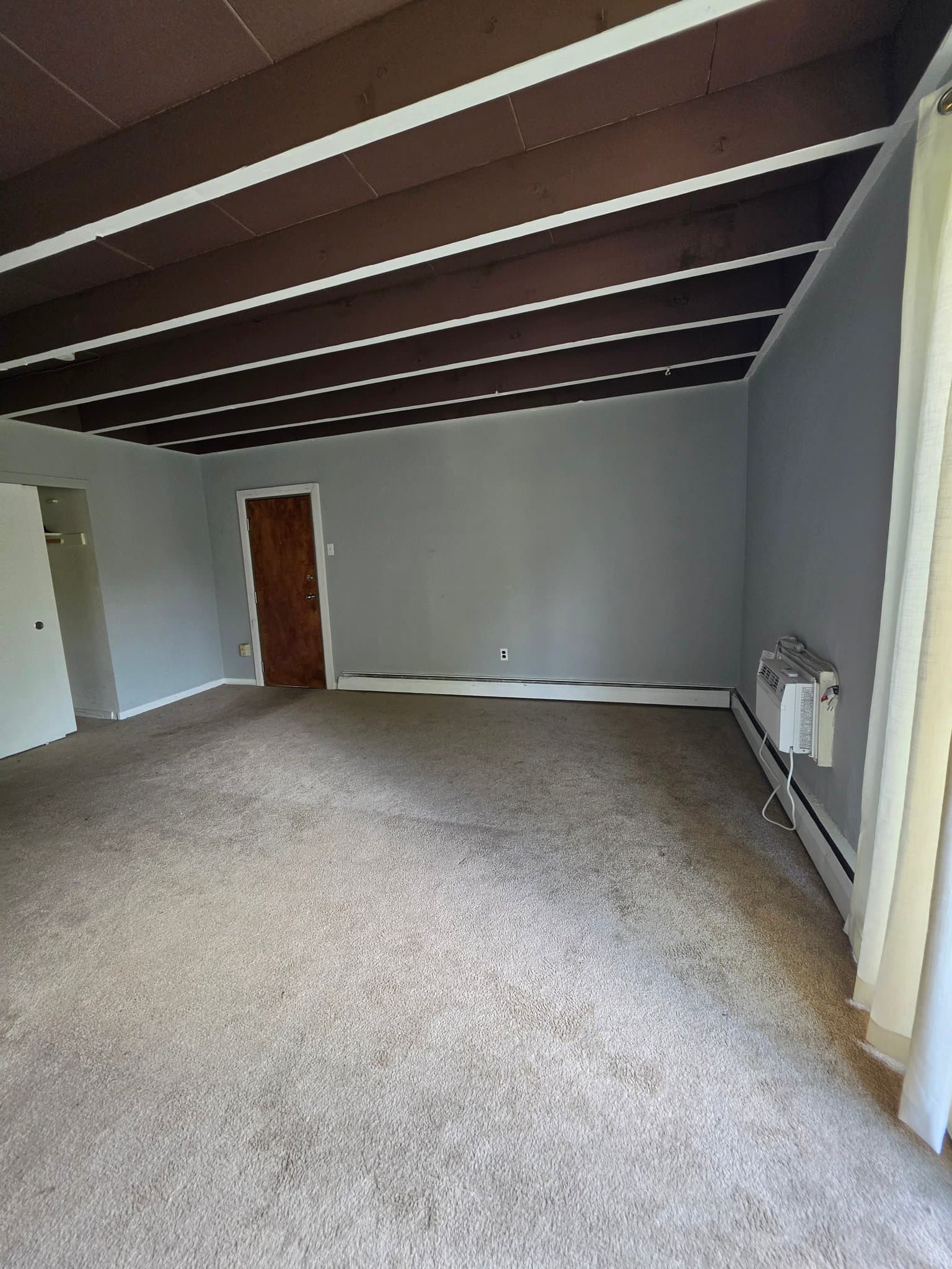 Glenolden Condo: 100 E GLENOLDEN AVE