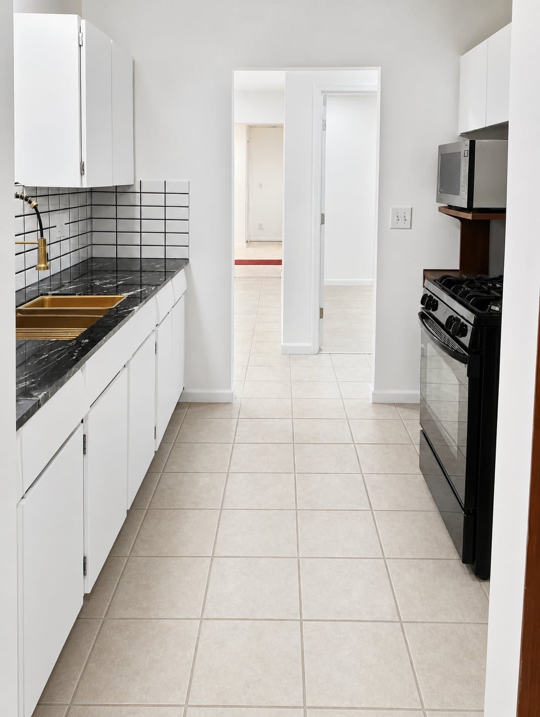 Jacksonville House: 4416 Lane Ave S
