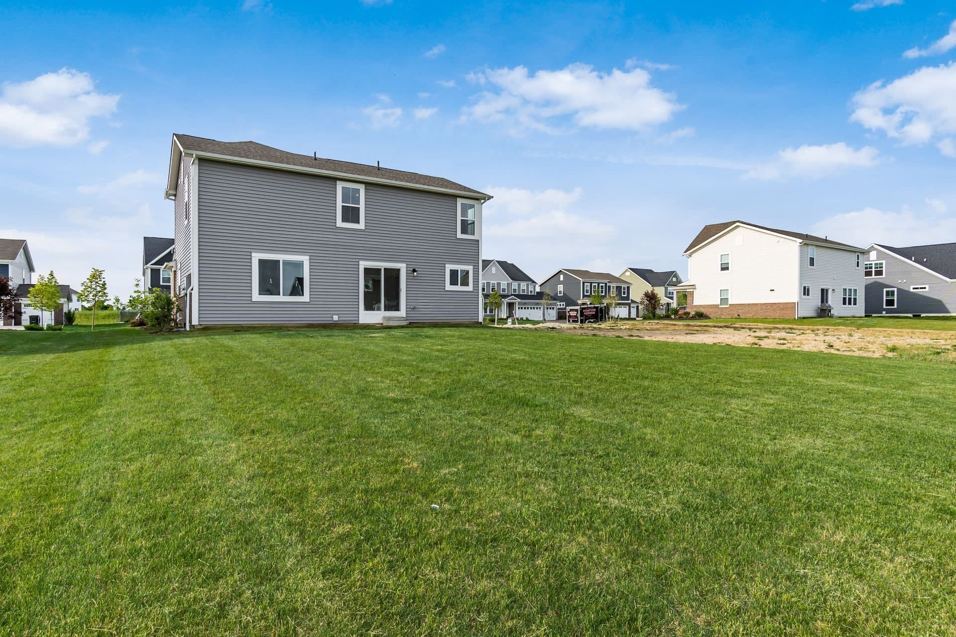 Plain City House: 9041 Hawk Hill Way