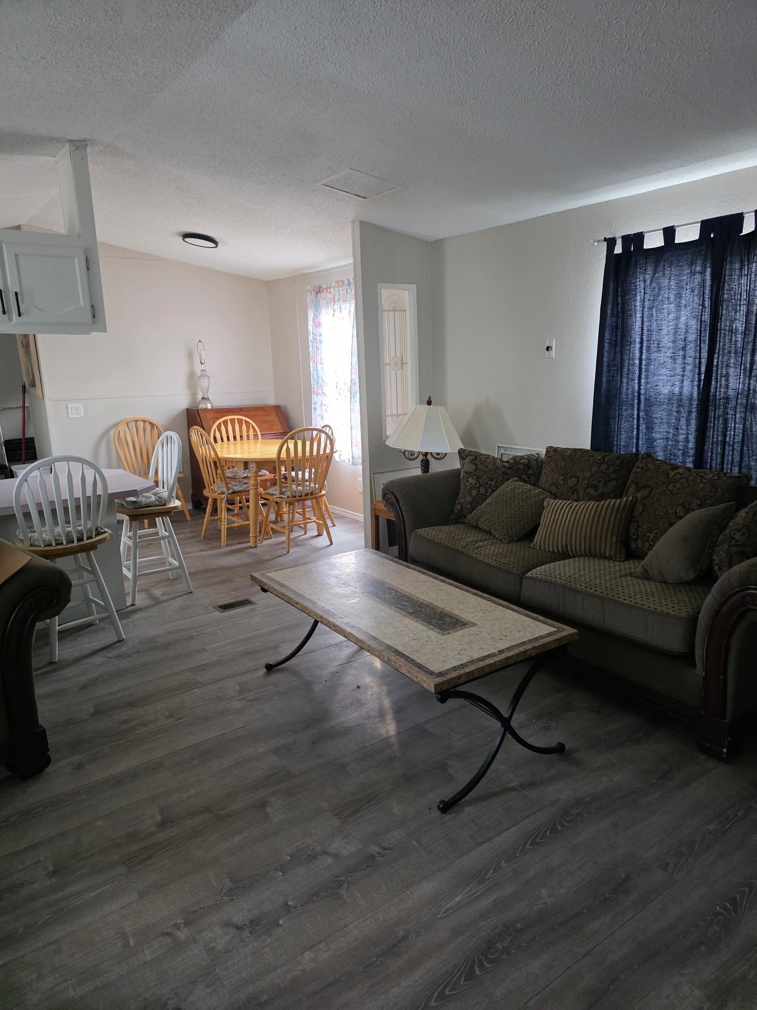 Longmont House: 10 9th Ave