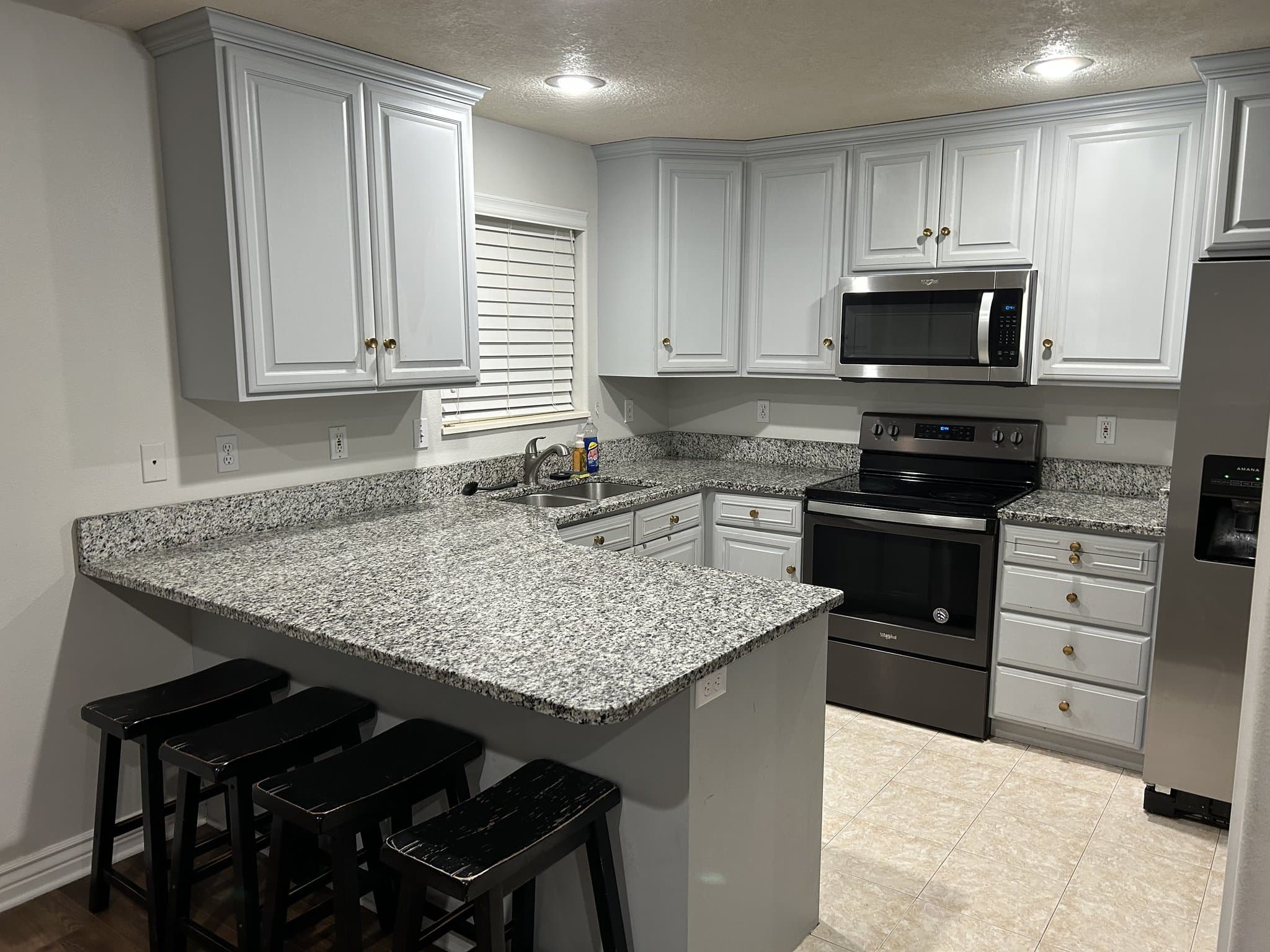 Orem Townhome: 1947 S Columbia Ln