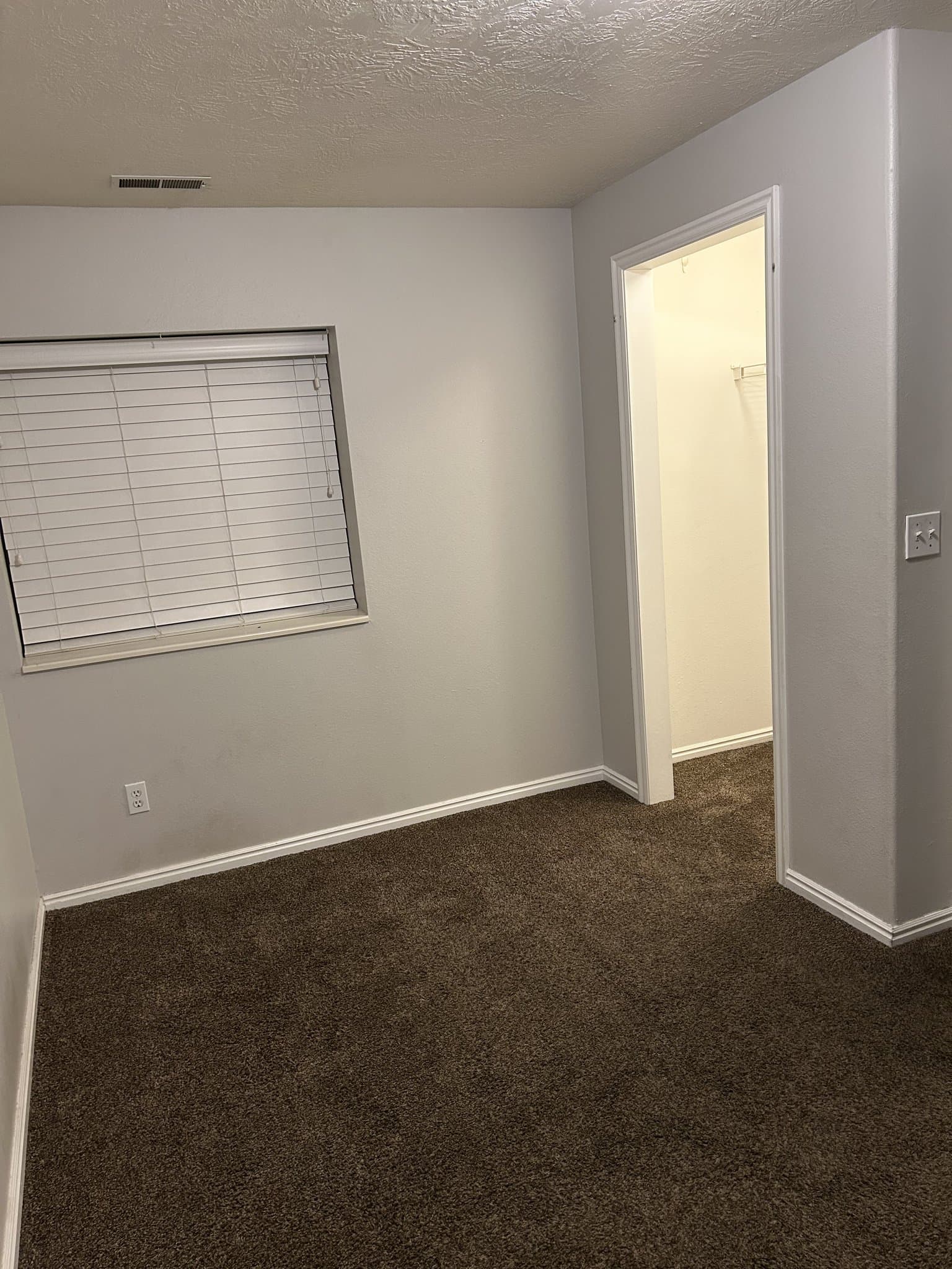 Orem Townhome: 1947 S Columbia Ln
