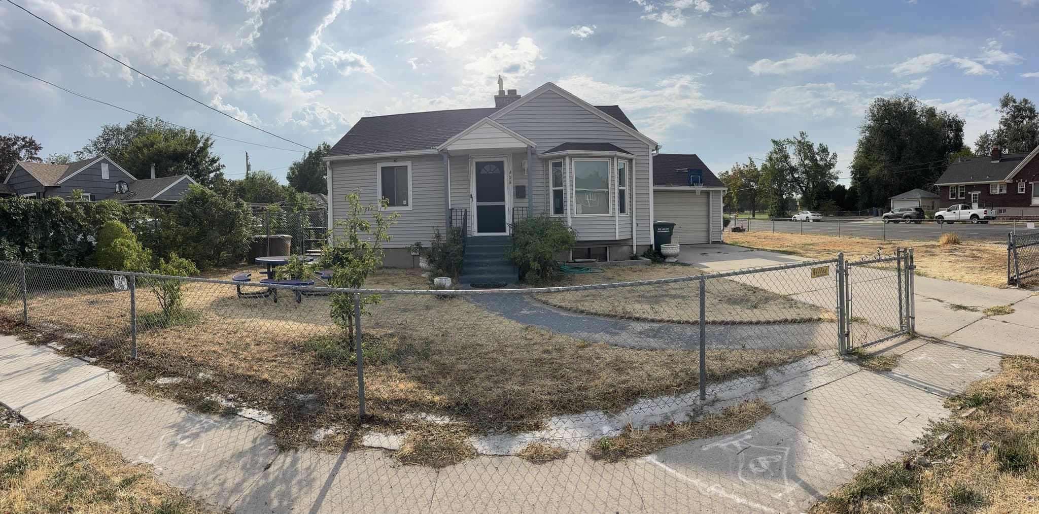 Salt Lake City House: 406 S Navajo St