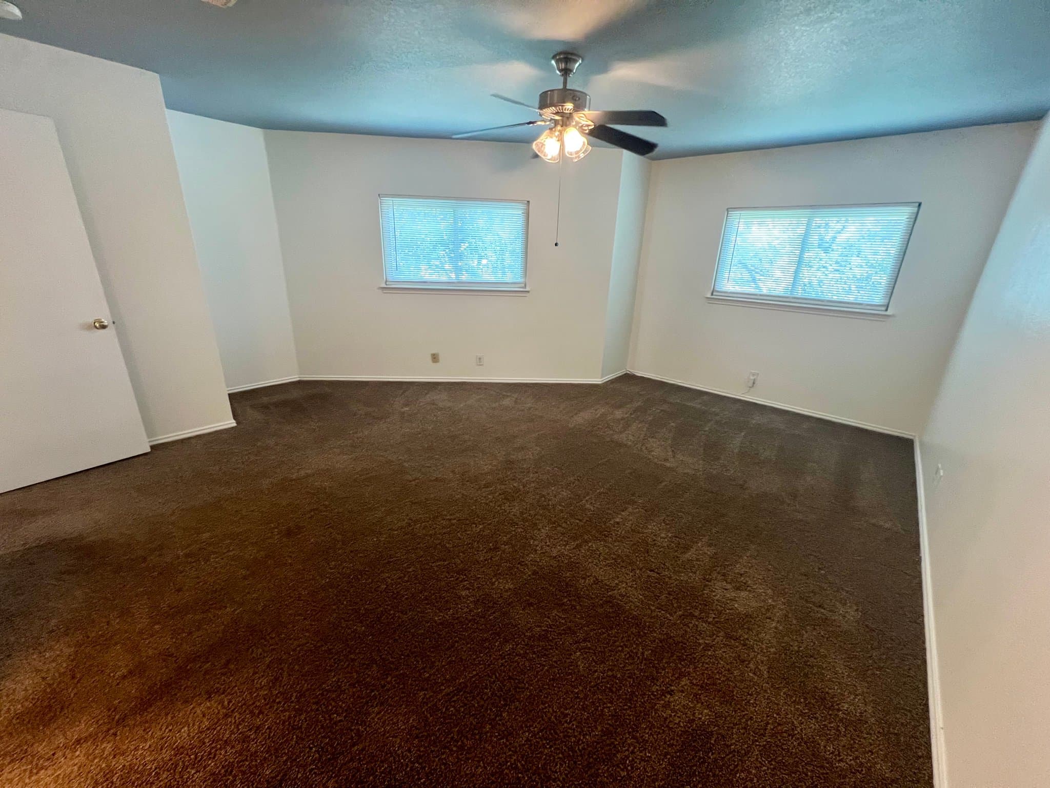 San Antonio House: 47 Latrobe Post