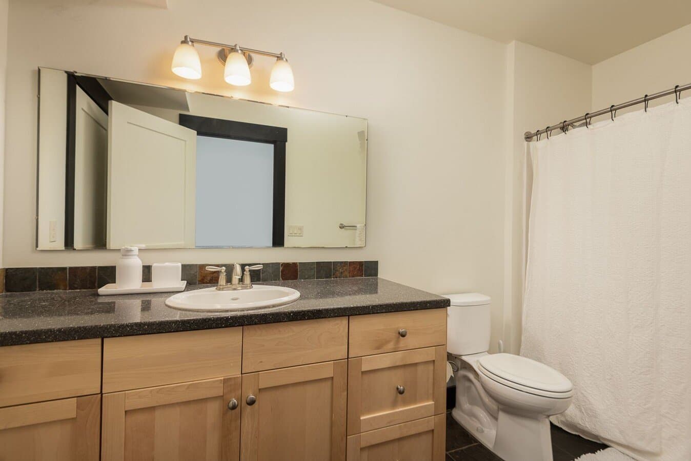 Bend House: 2340 NW Bens Ct