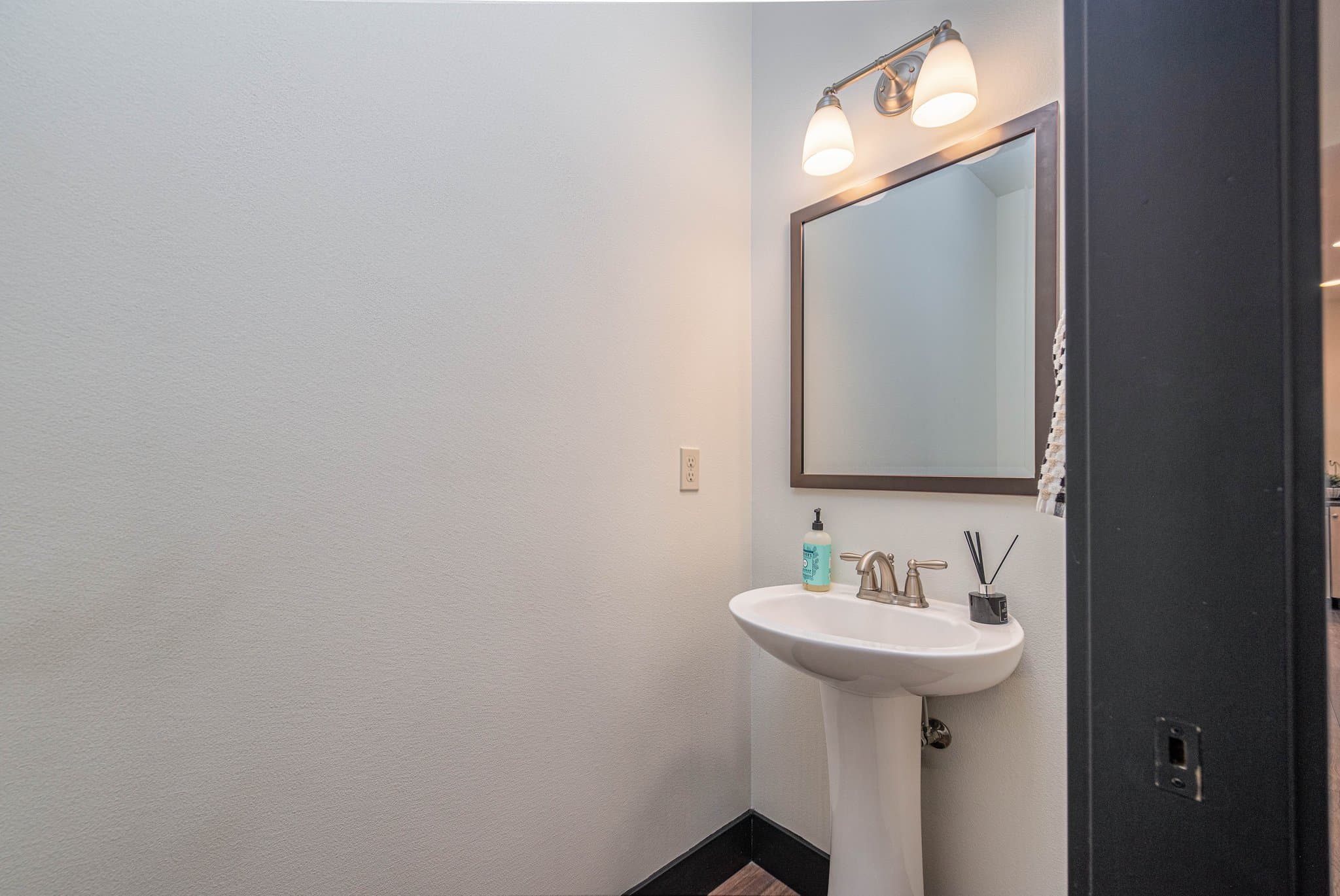 Bend House: 2340 NW Bens Ct