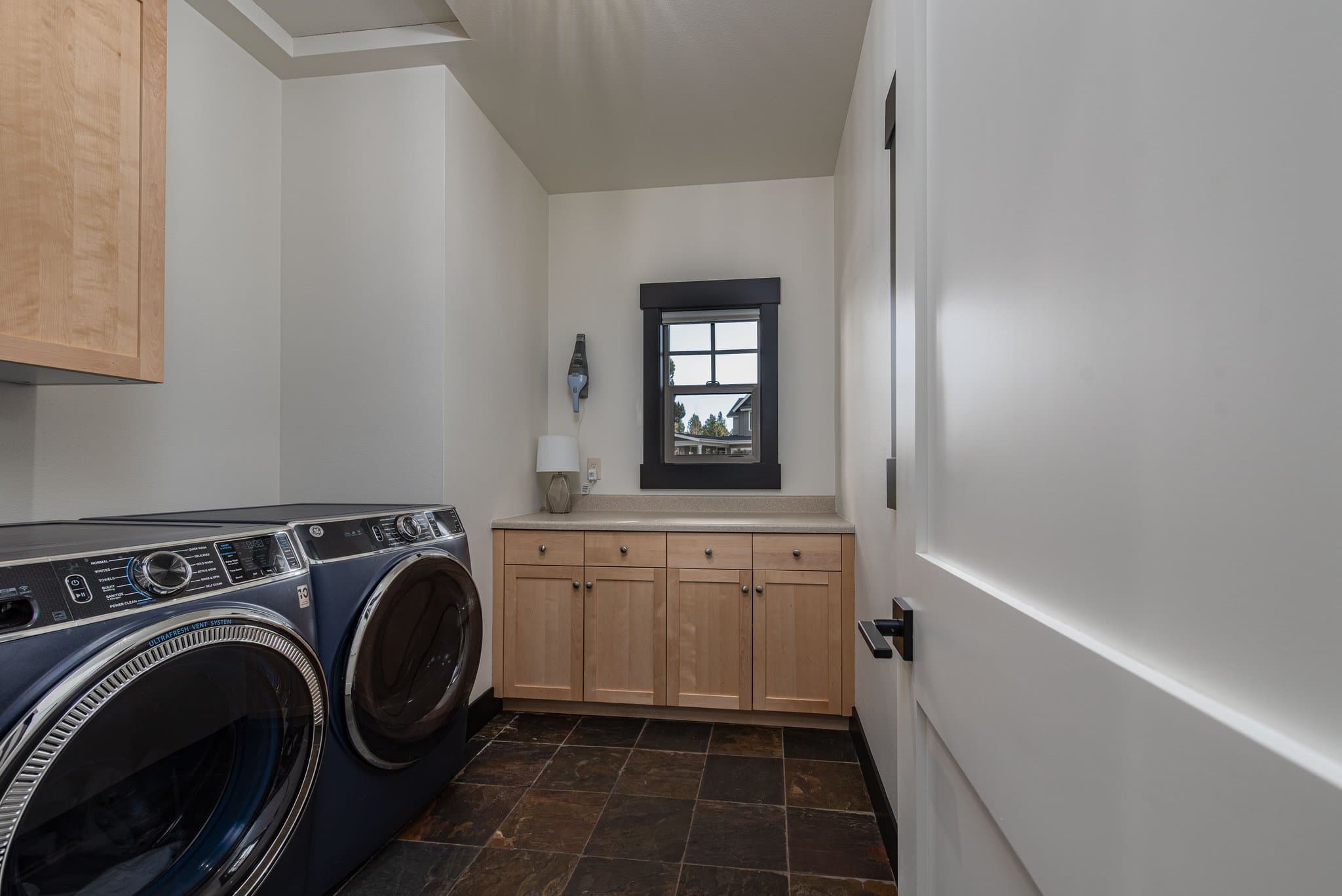Bend House: 2340 NW Bens Ct