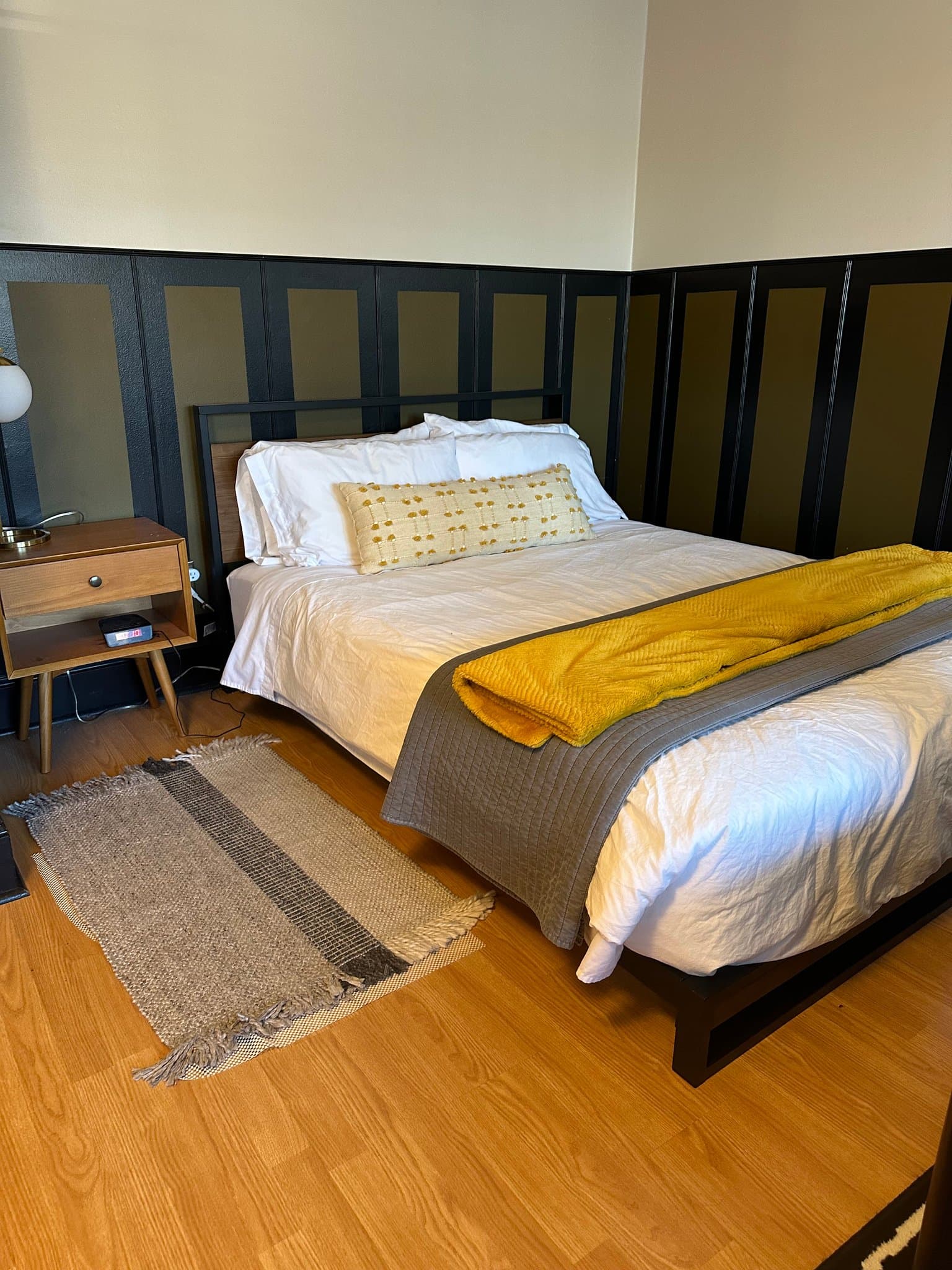 Minneapolis Condo: 2536 Dupont Ave S