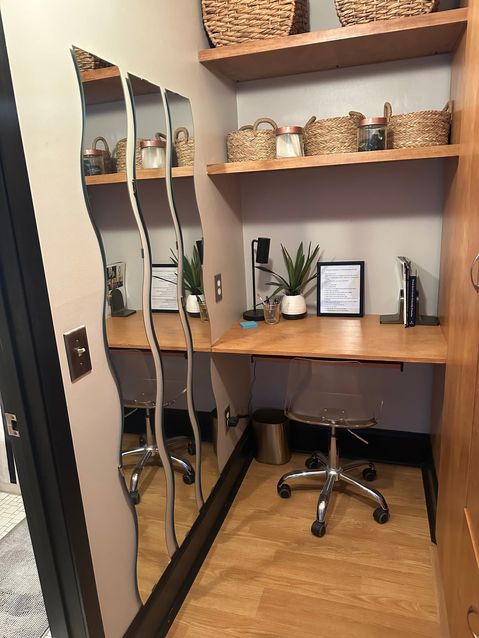 Minneapolis Condo: 2536 Dupont Ave S