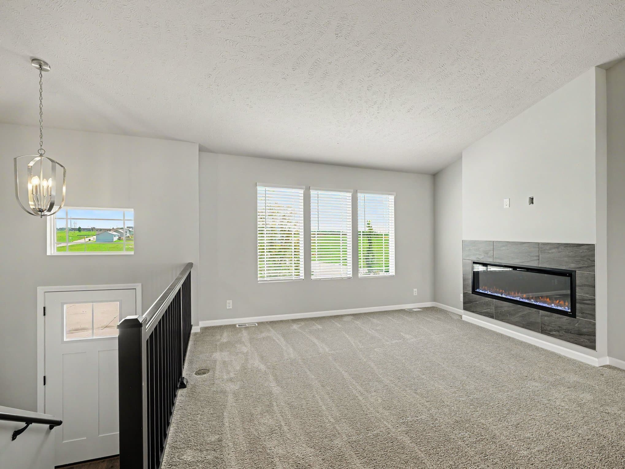Elkhorn House: 18616 Mary St