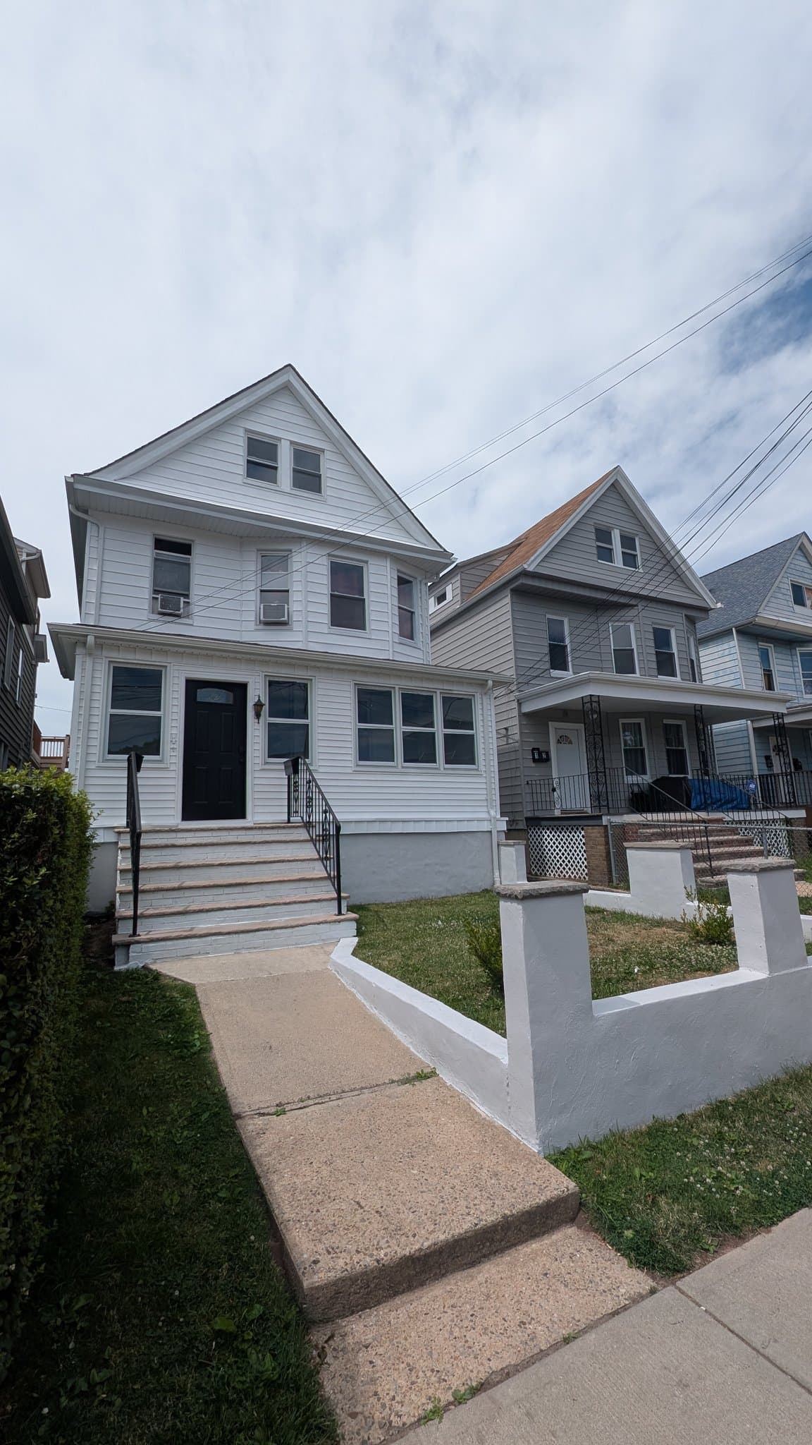 City of Orange House: 352 Jackson Street
