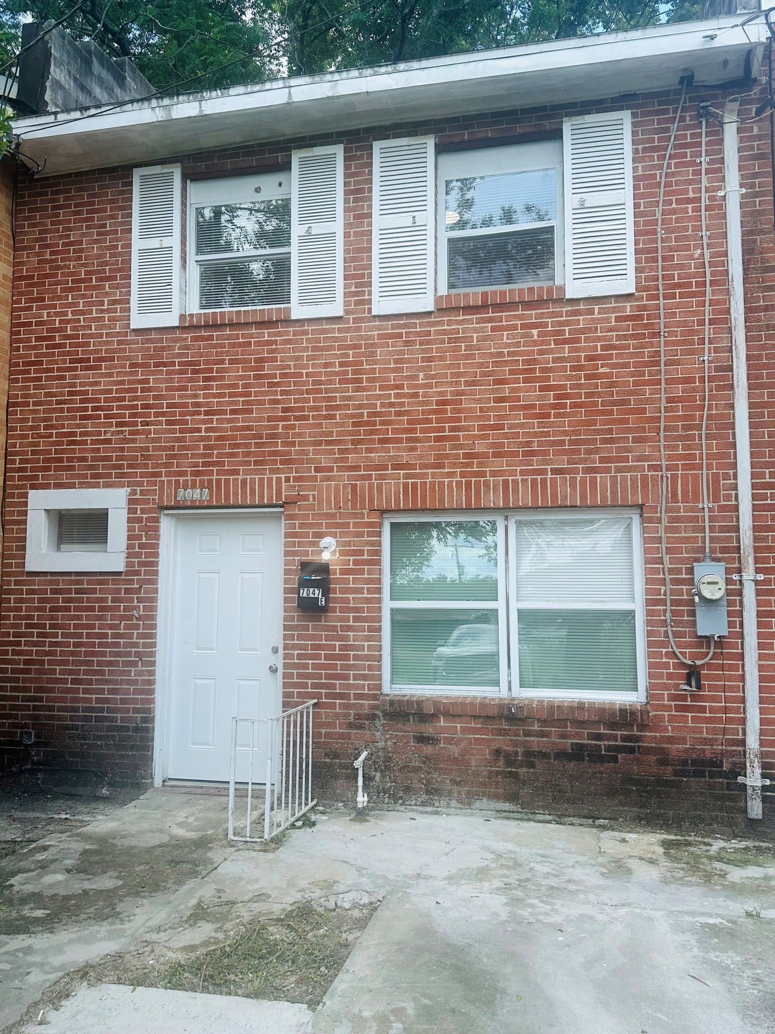 Jacksonville House: 7047 Ken Knight Dr E