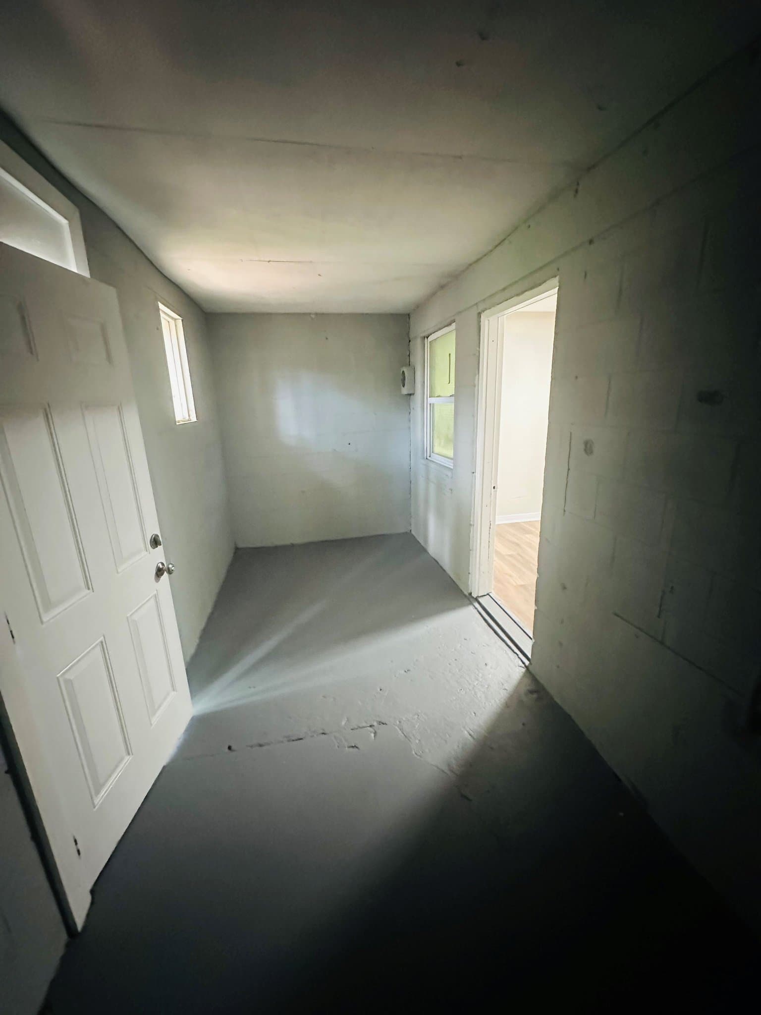 Jacksonville House: 7047 Ken Knight Dr E