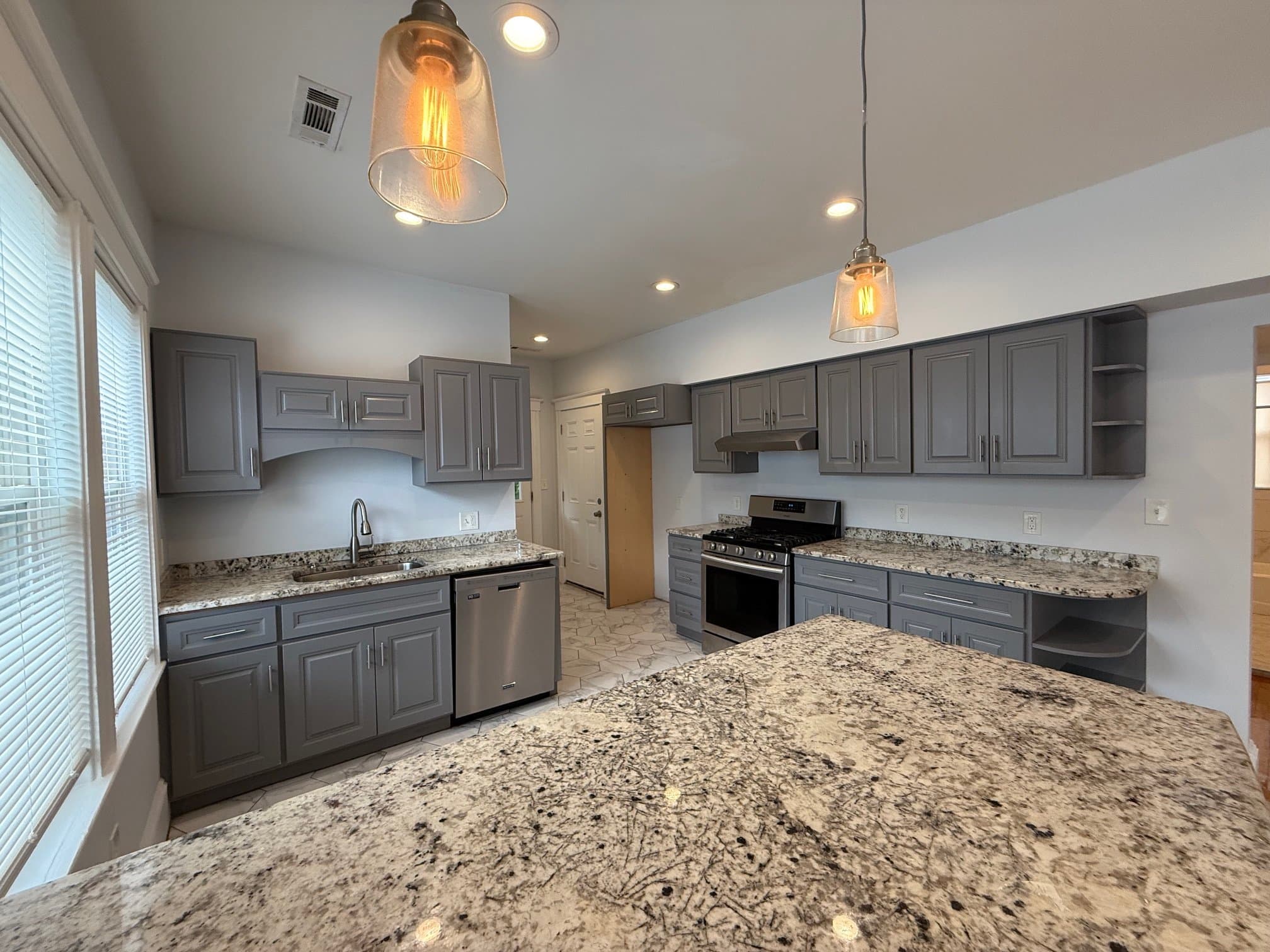 Roslindale Condo: 269 Belgrade Ave