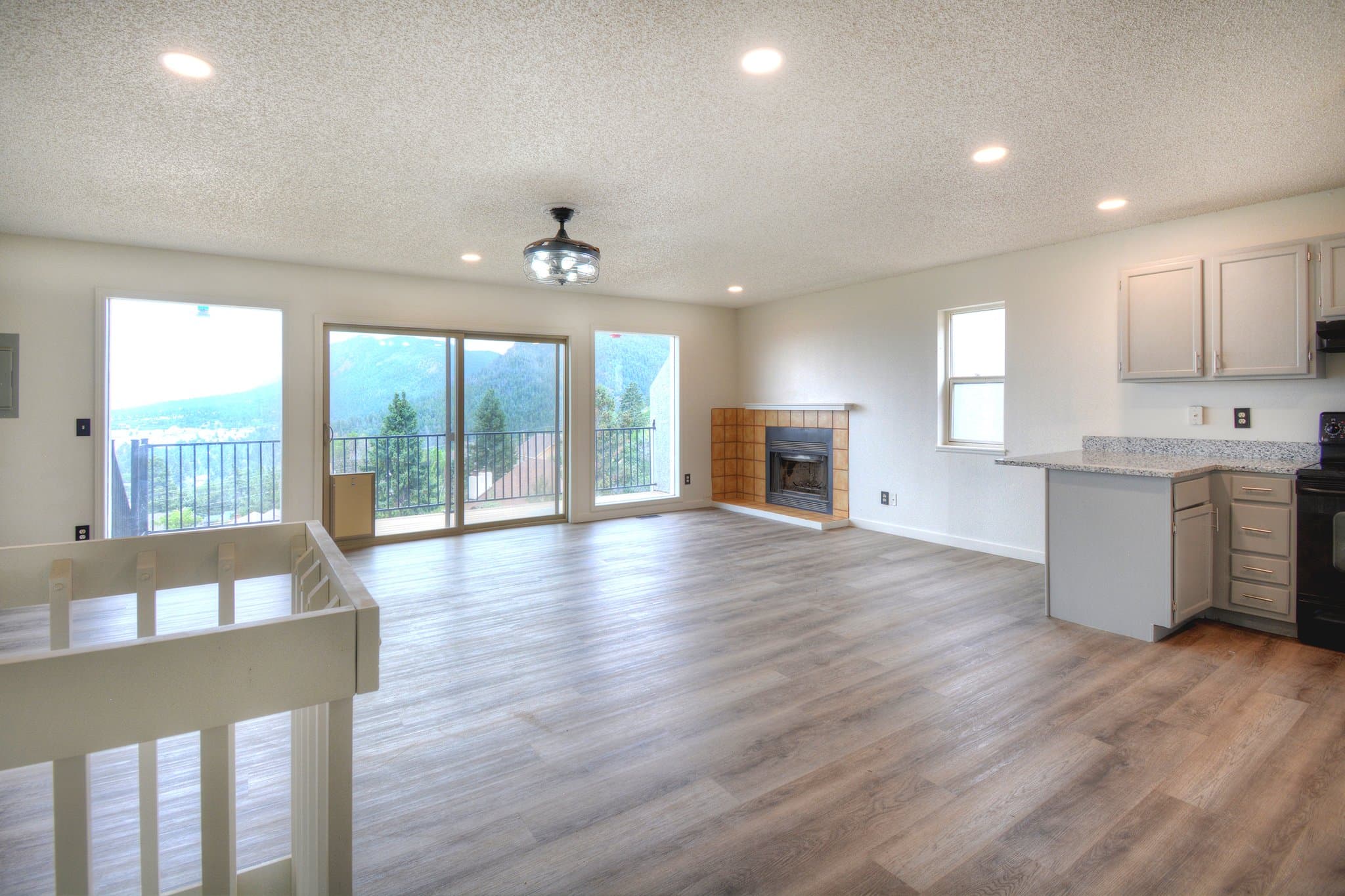 Palmer Lake Townhome: 307 Brooke Street
