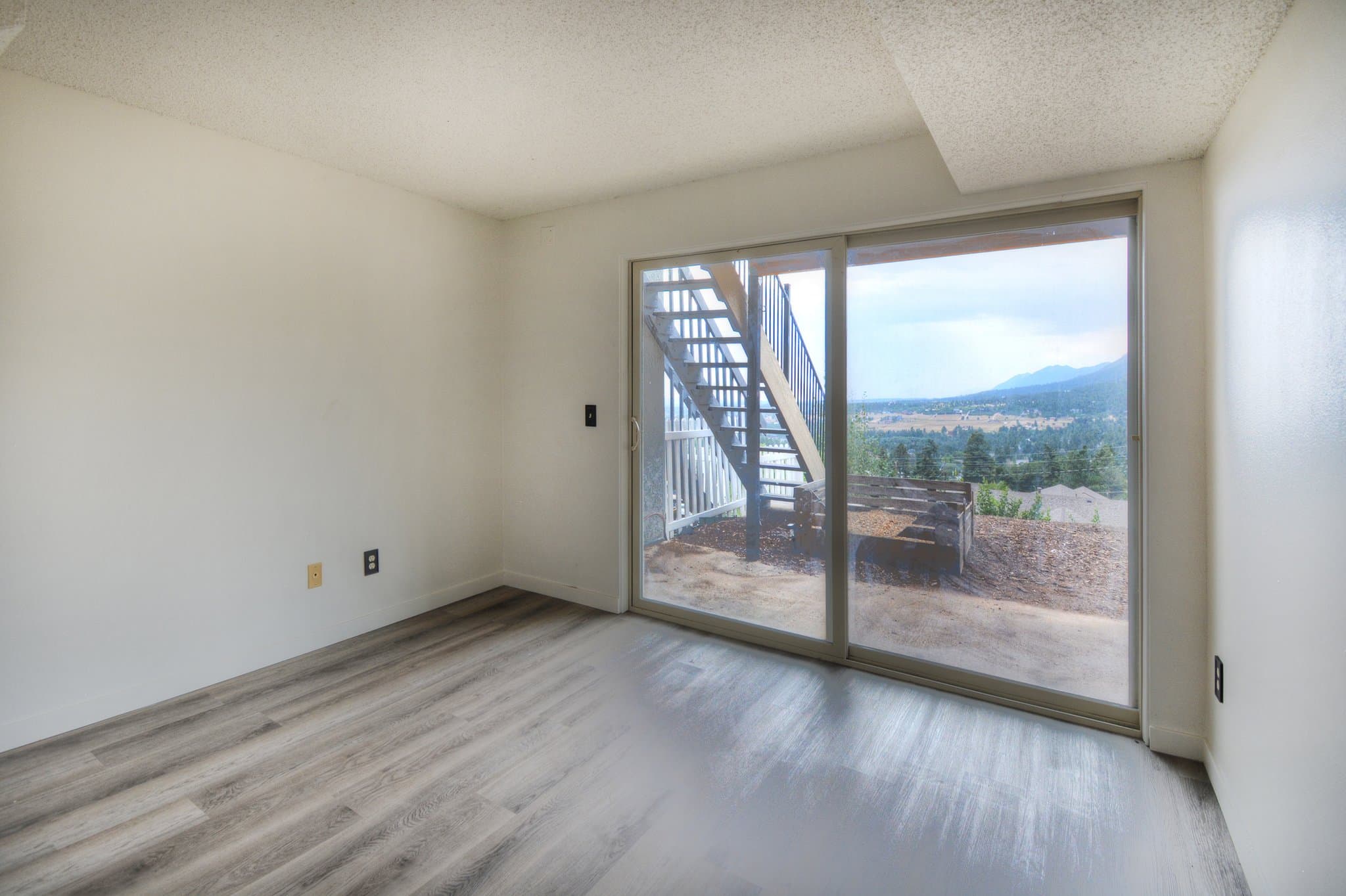 Palmer Lake Townhome: 307 Brooke Street