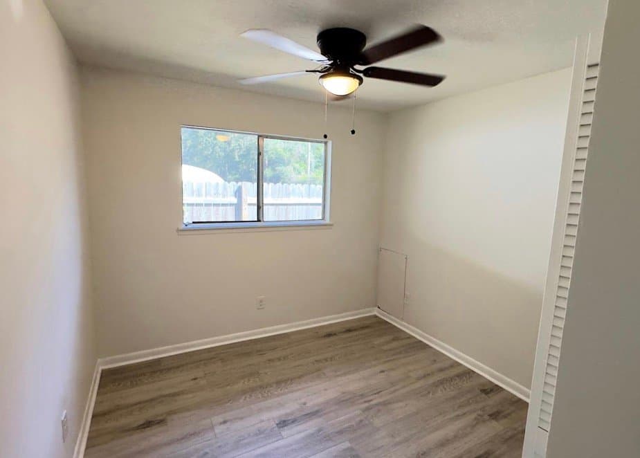 Liberty House: 829 Canfield st