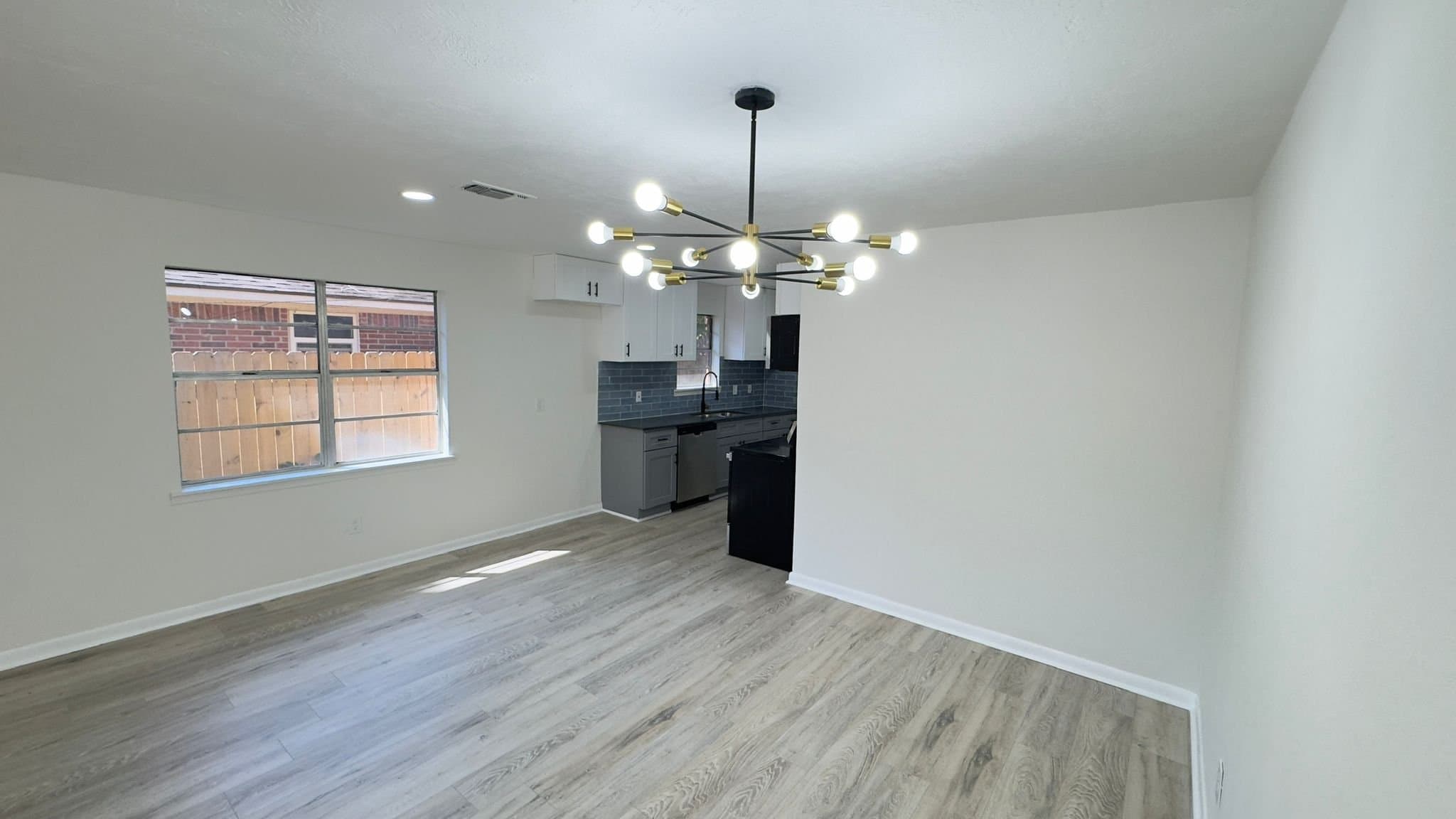 Liberty House: 829 Canfield st