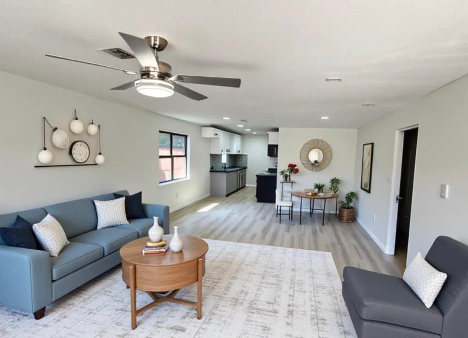 Liberty House: 829 Canfield st