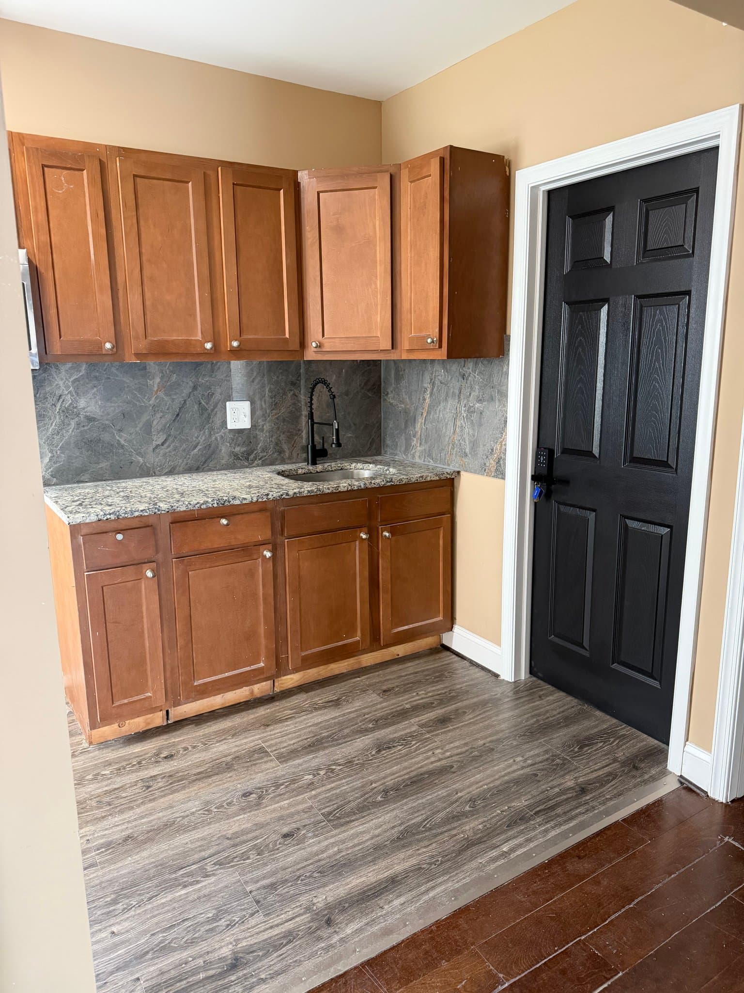 Baltimore Single Room: 4217 Moravia Road Baltimore, MD 21206