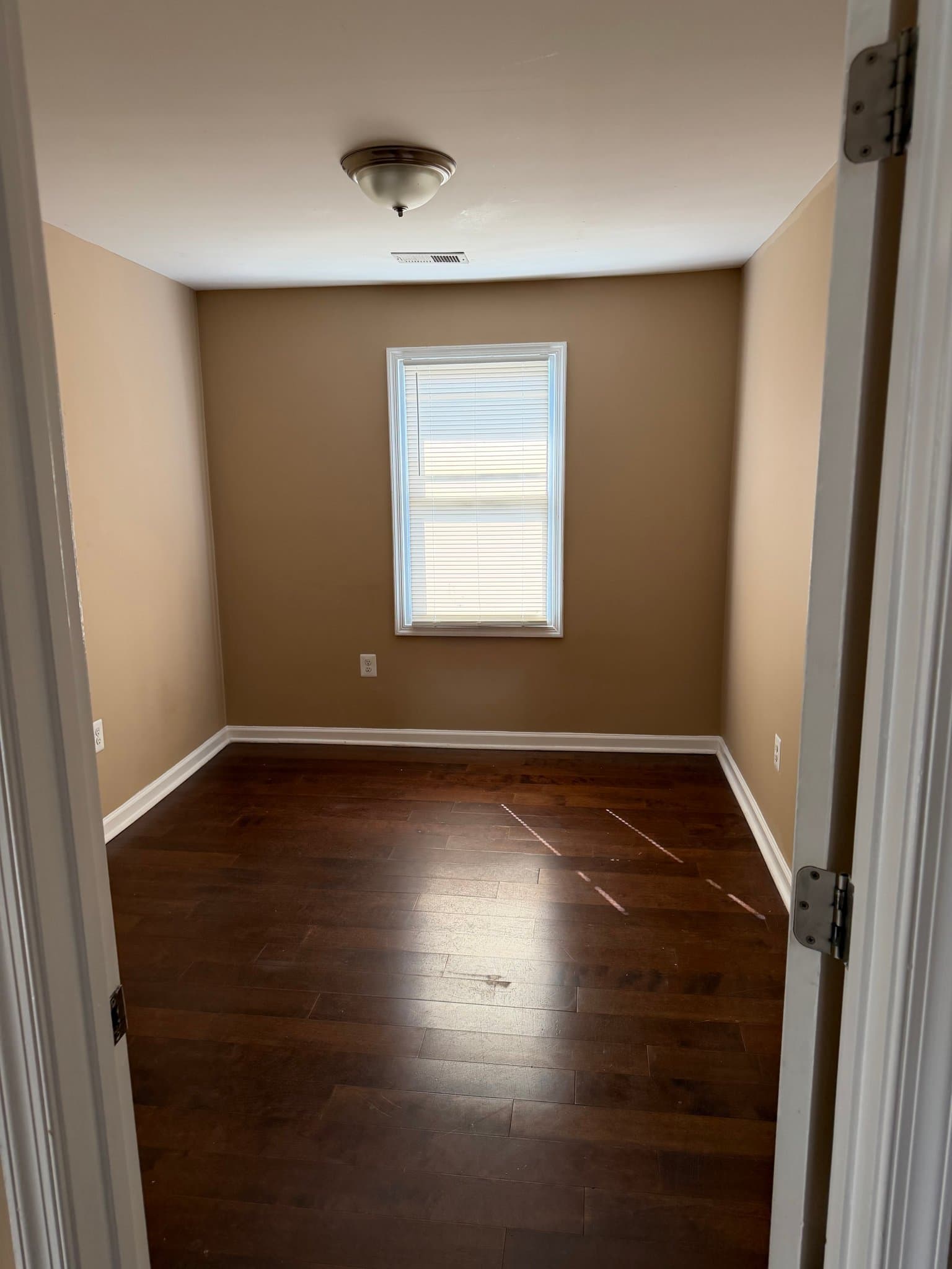 Baltimore Single Room: 4217 Moravia Road Baltimore, MD 21206