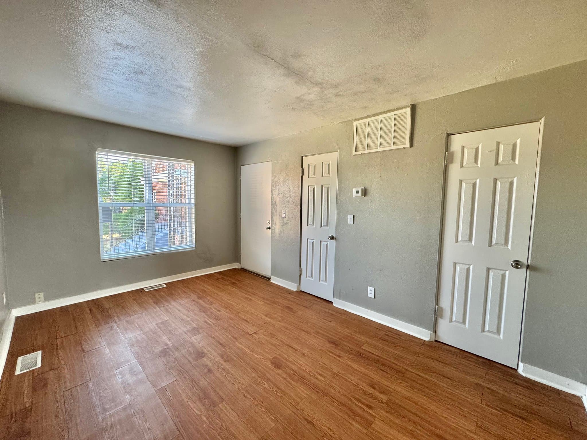 Oklahoma City Apartment: 2030 NW 25th St