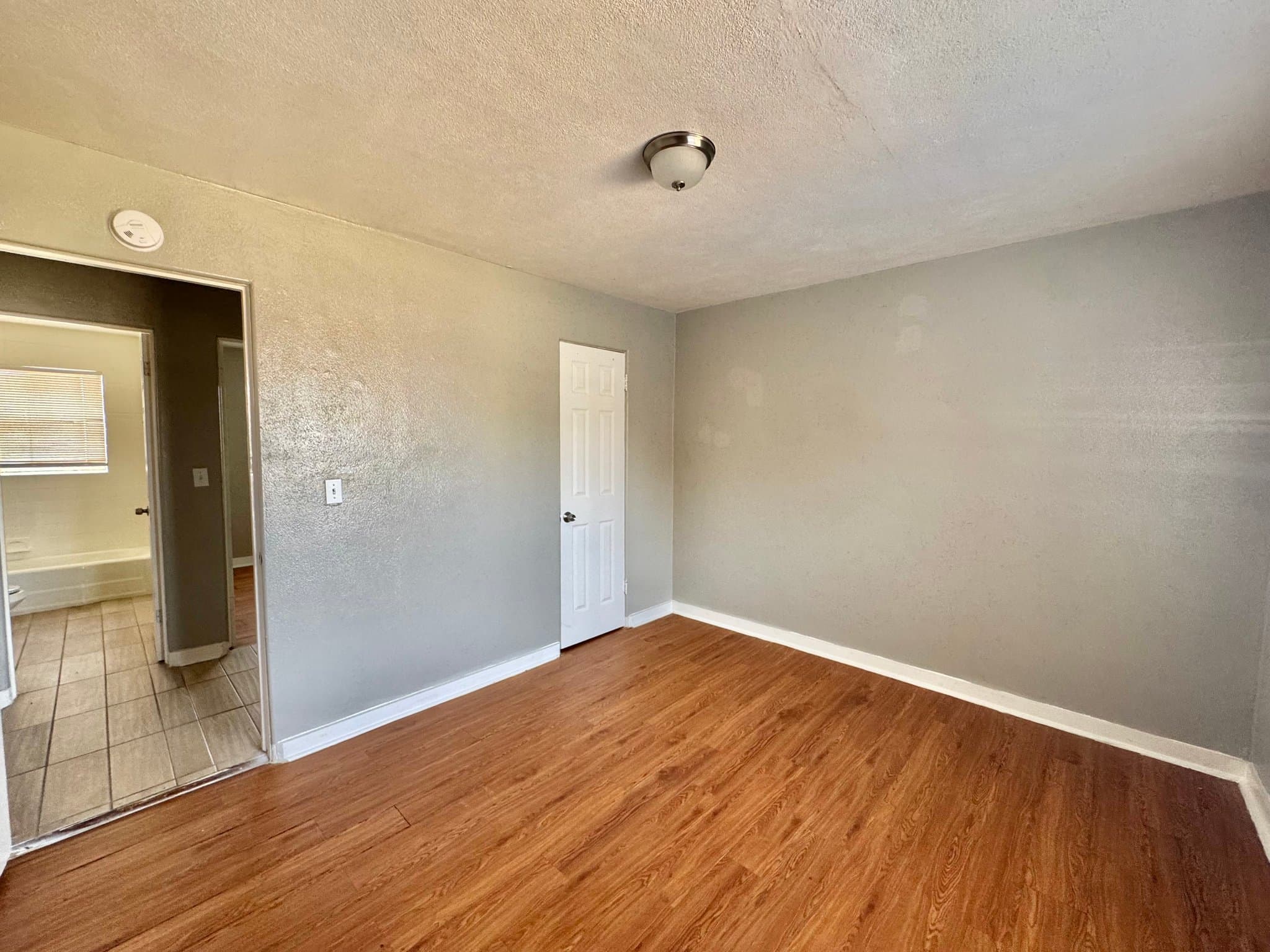 Oklahoma City Apartment: 2030 NW 25th St