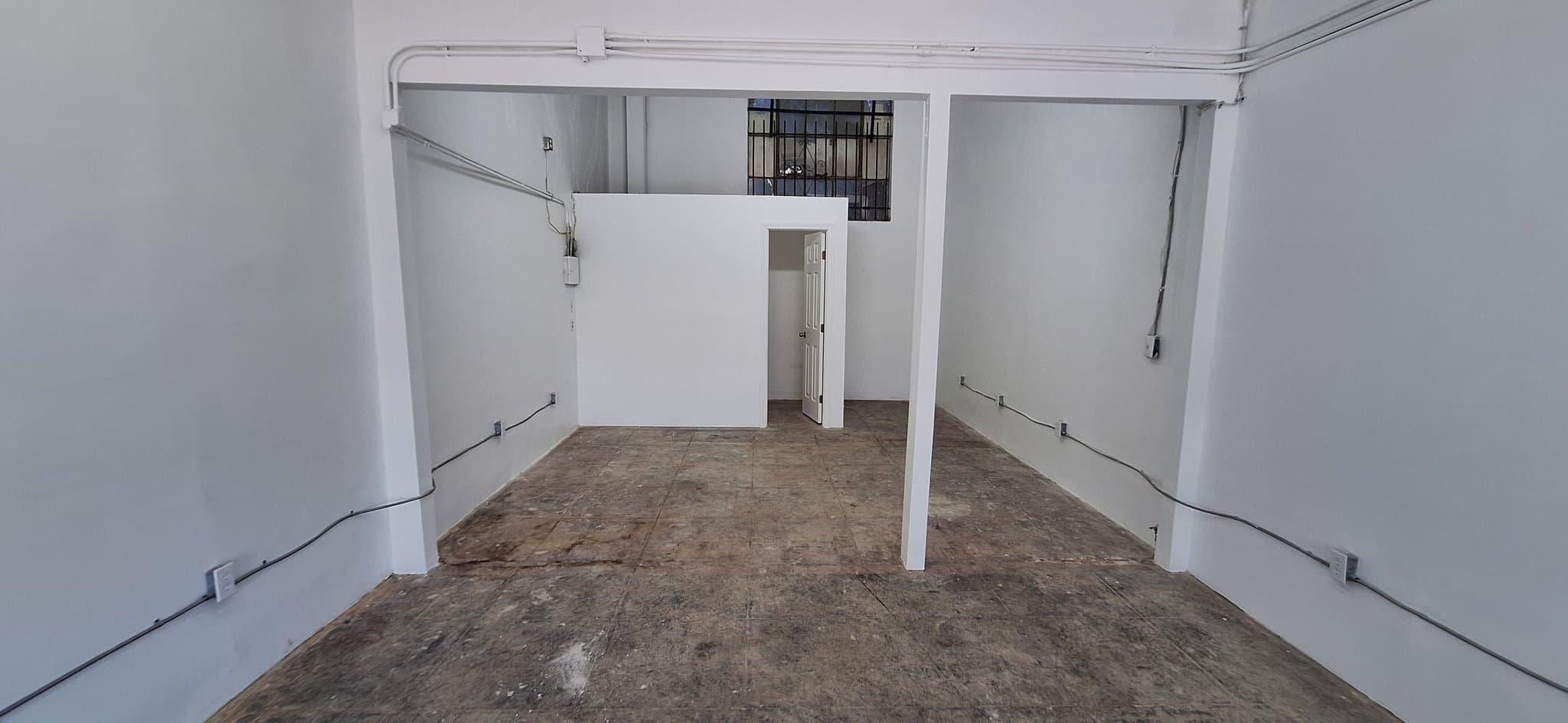 Los Angeles Other: 3422 W Olympic Blvd