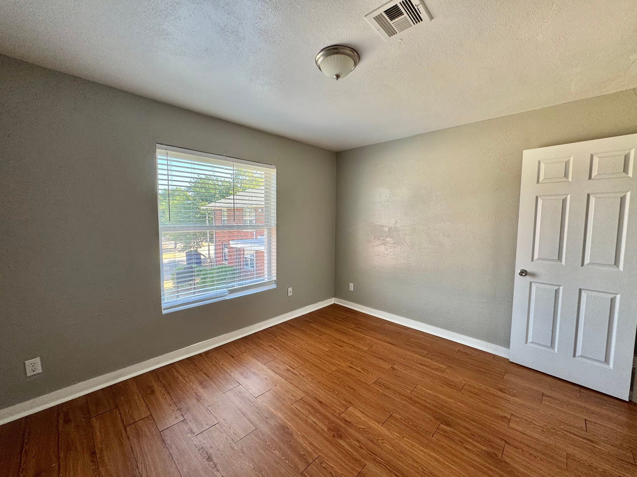 Oklahoma City Apartment: 2030 NW 25th St