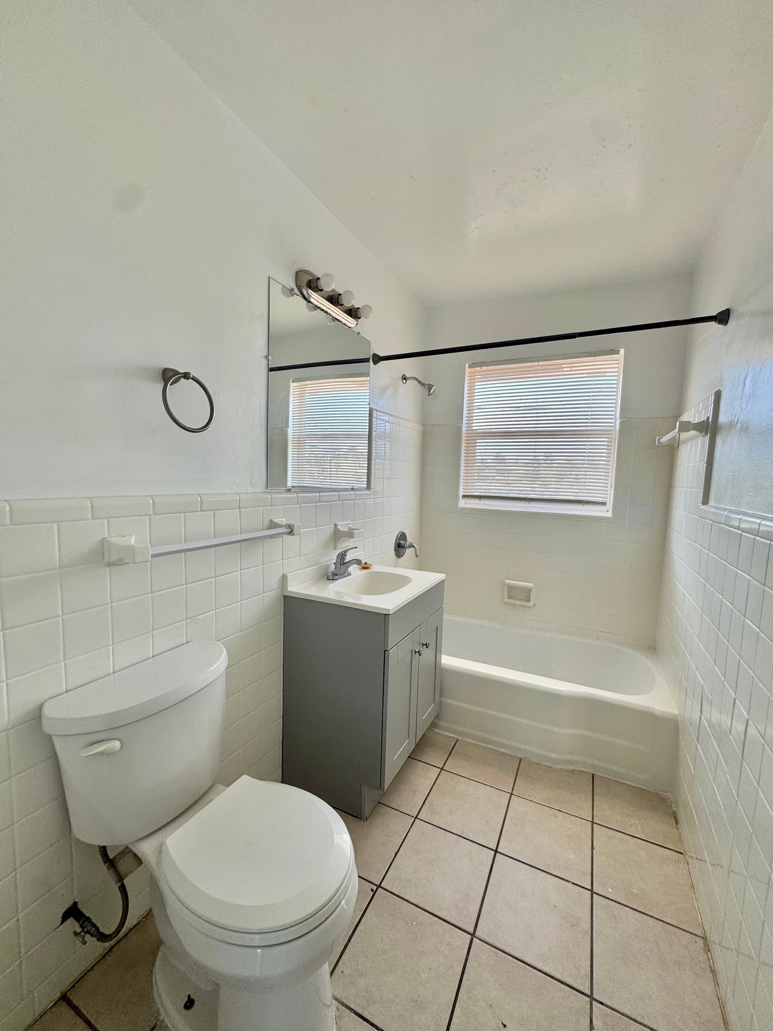 Oklahoma City Apartment: 2030 NW 25th St