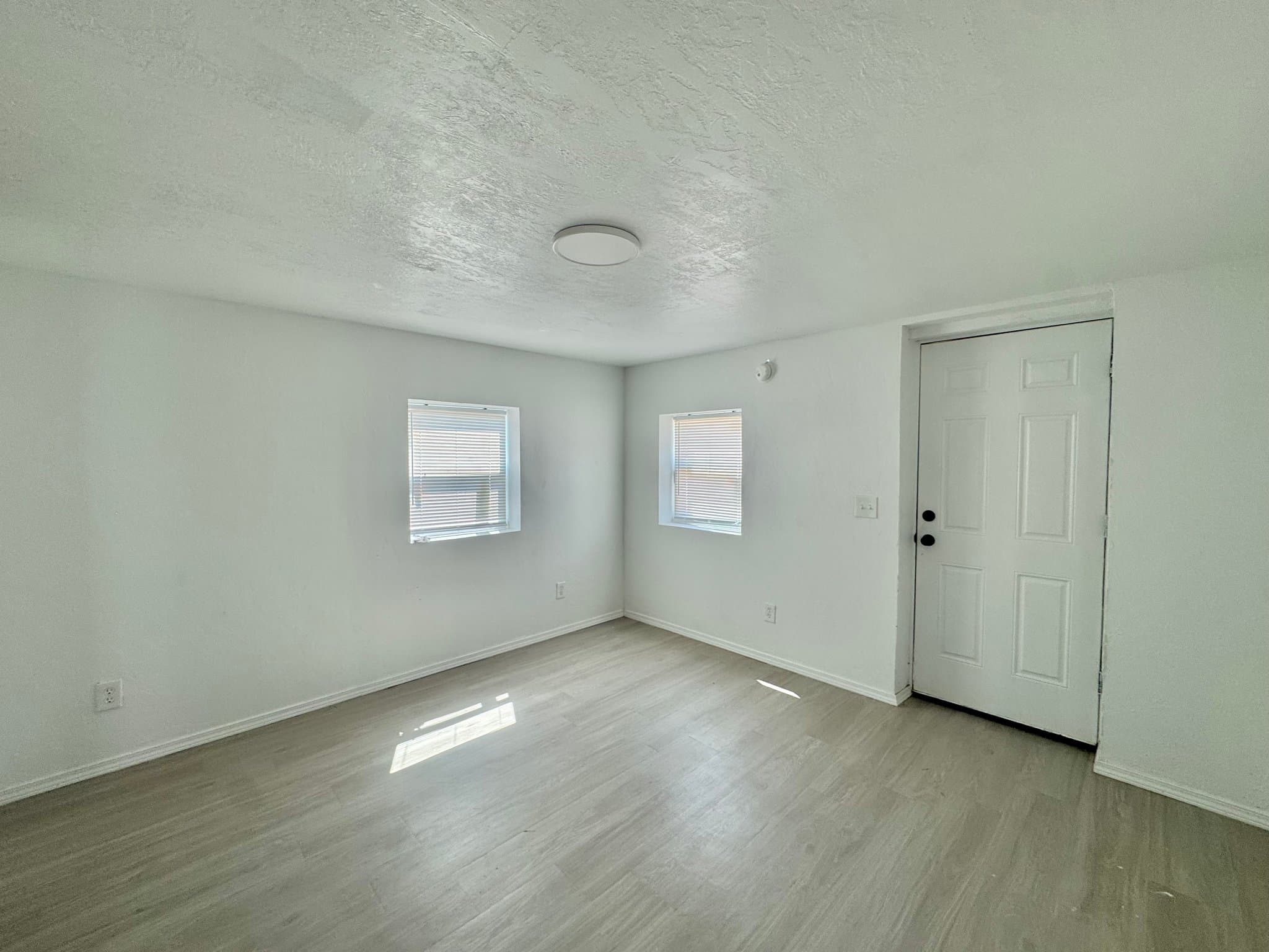 Oklahoma City House: 529 SE 15th St