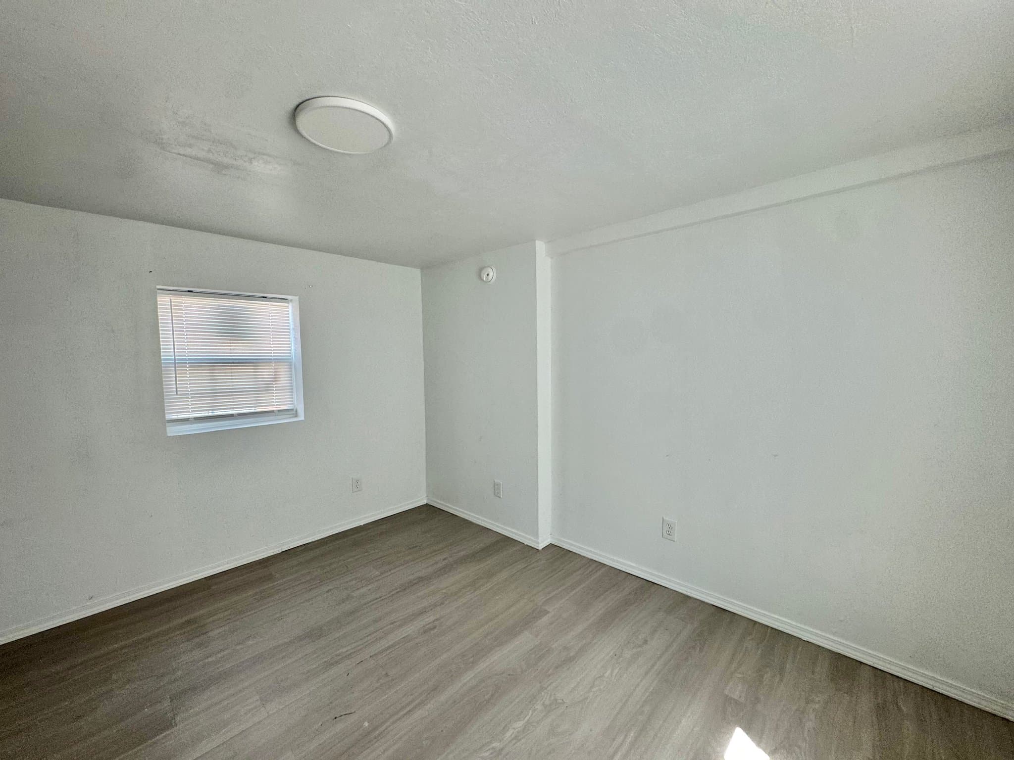 Oklahoma City House: 529 SE 15th St