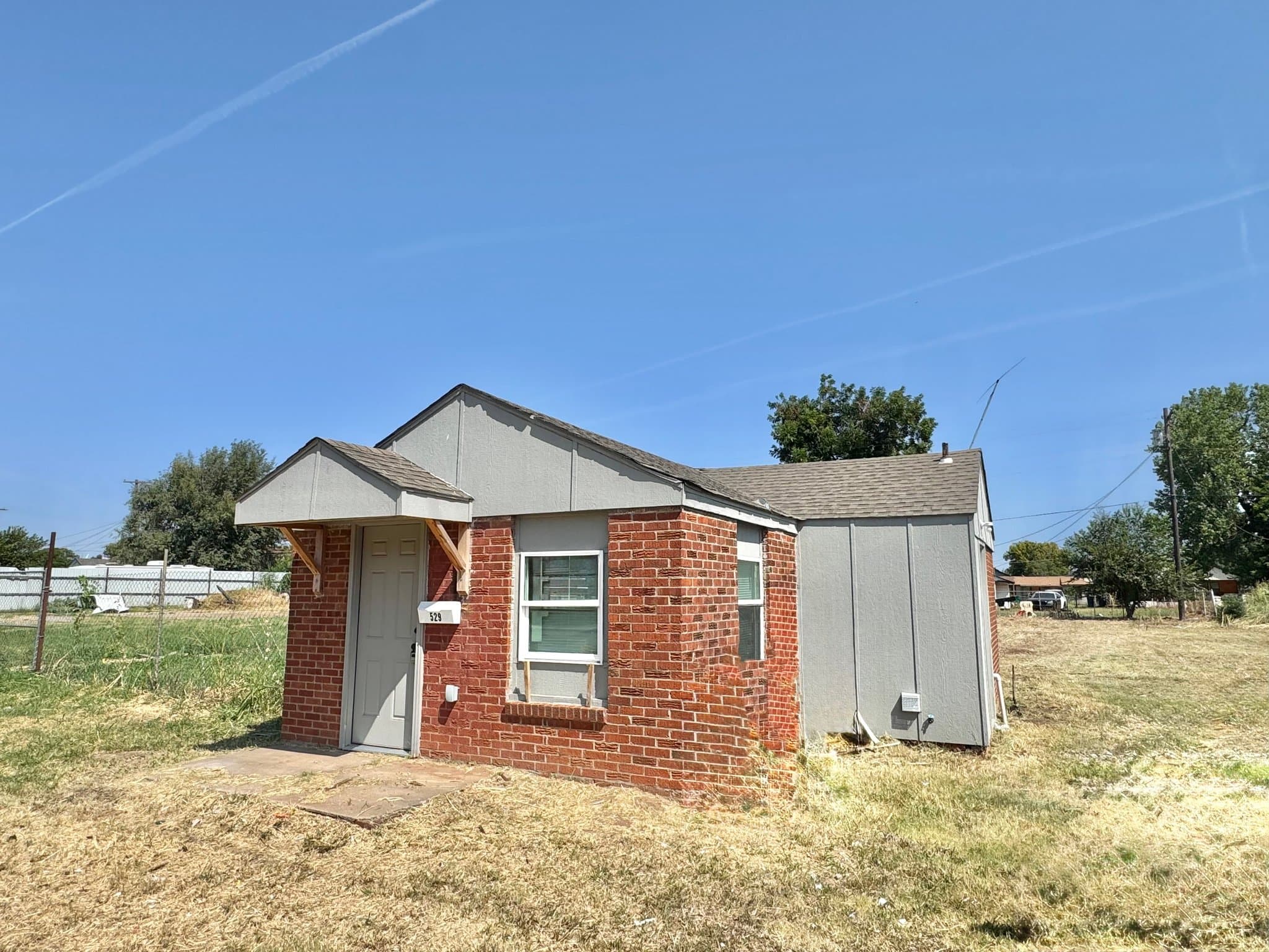 Oklahoma City House: 529 SE 15th St