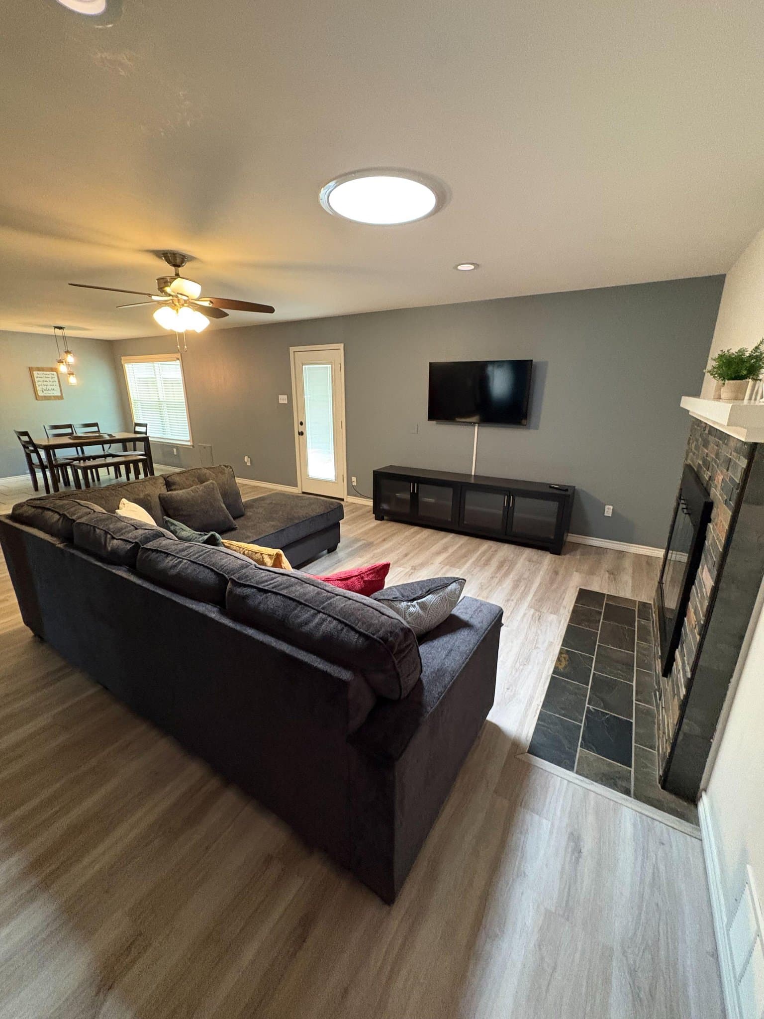 Irving House: 1721 Caddo Dr