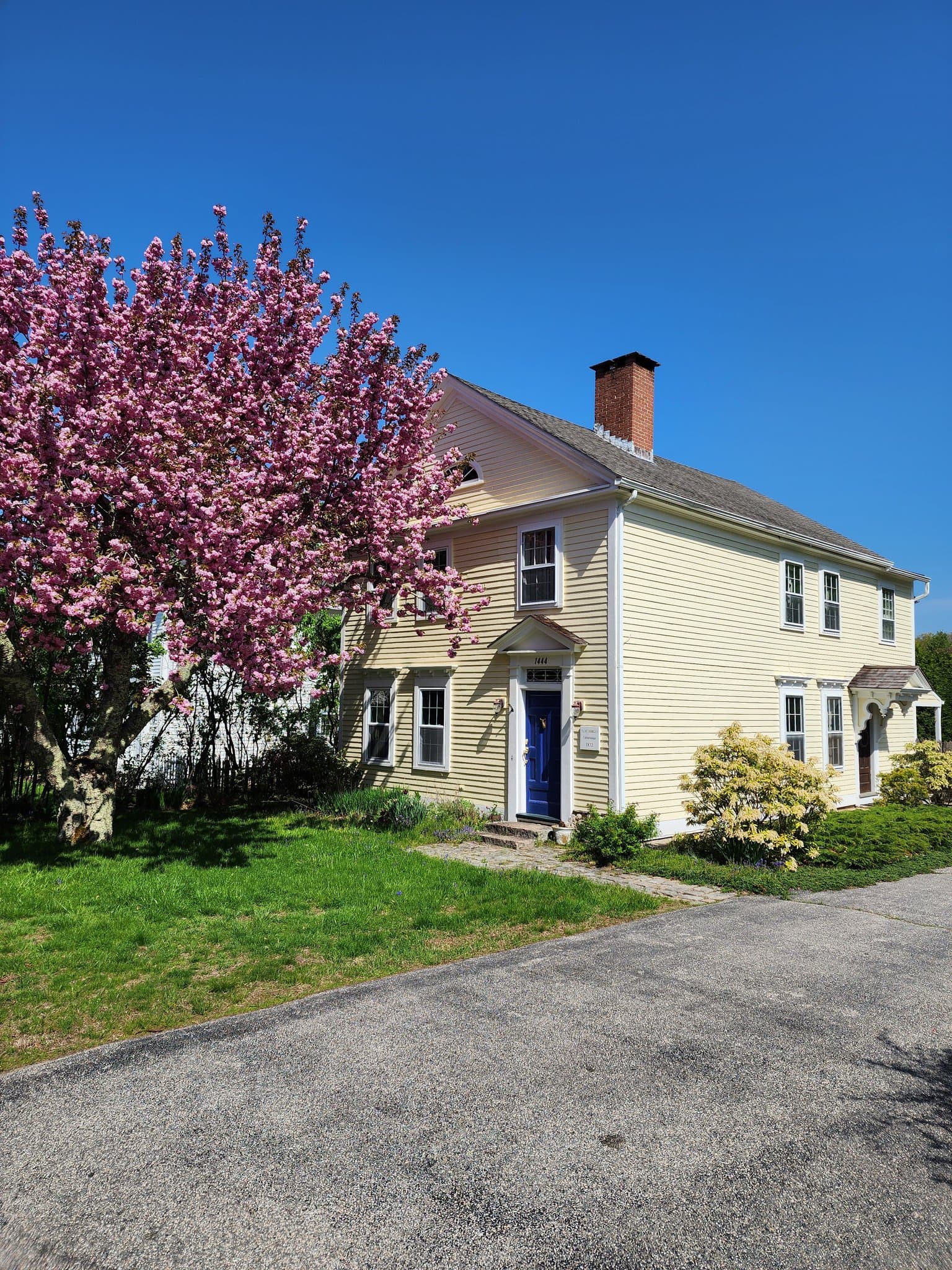Stonighton House: 1444 Pequot Trail