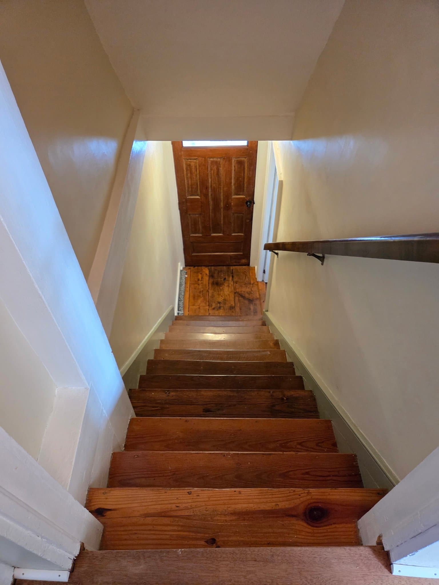 Stonighton House: 1444 Pequot Trail