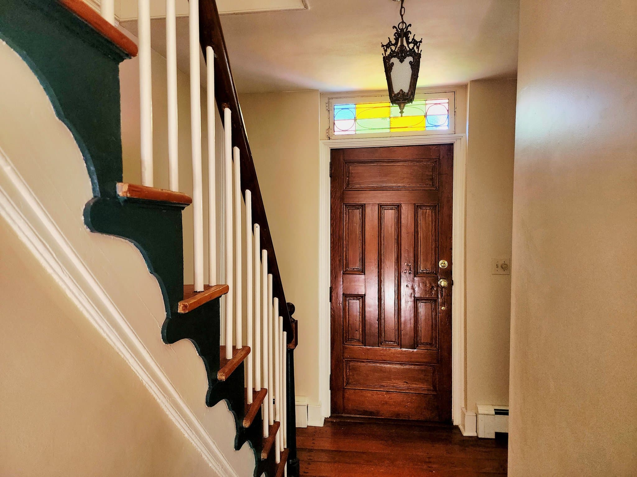 Stonighton House: 1444 Pequot Trail
