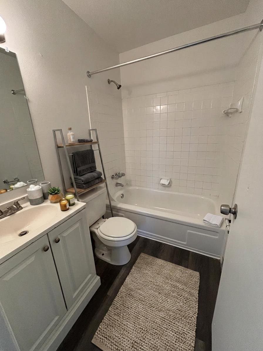 Ecorse Apartment: 4471 High St