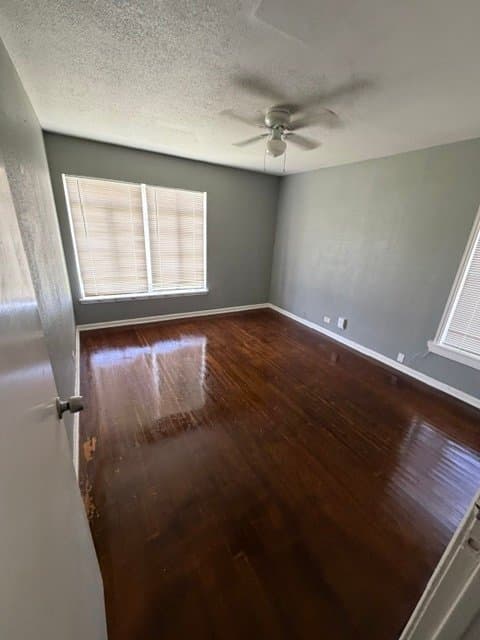 San Antonio House: 849 Rittiman