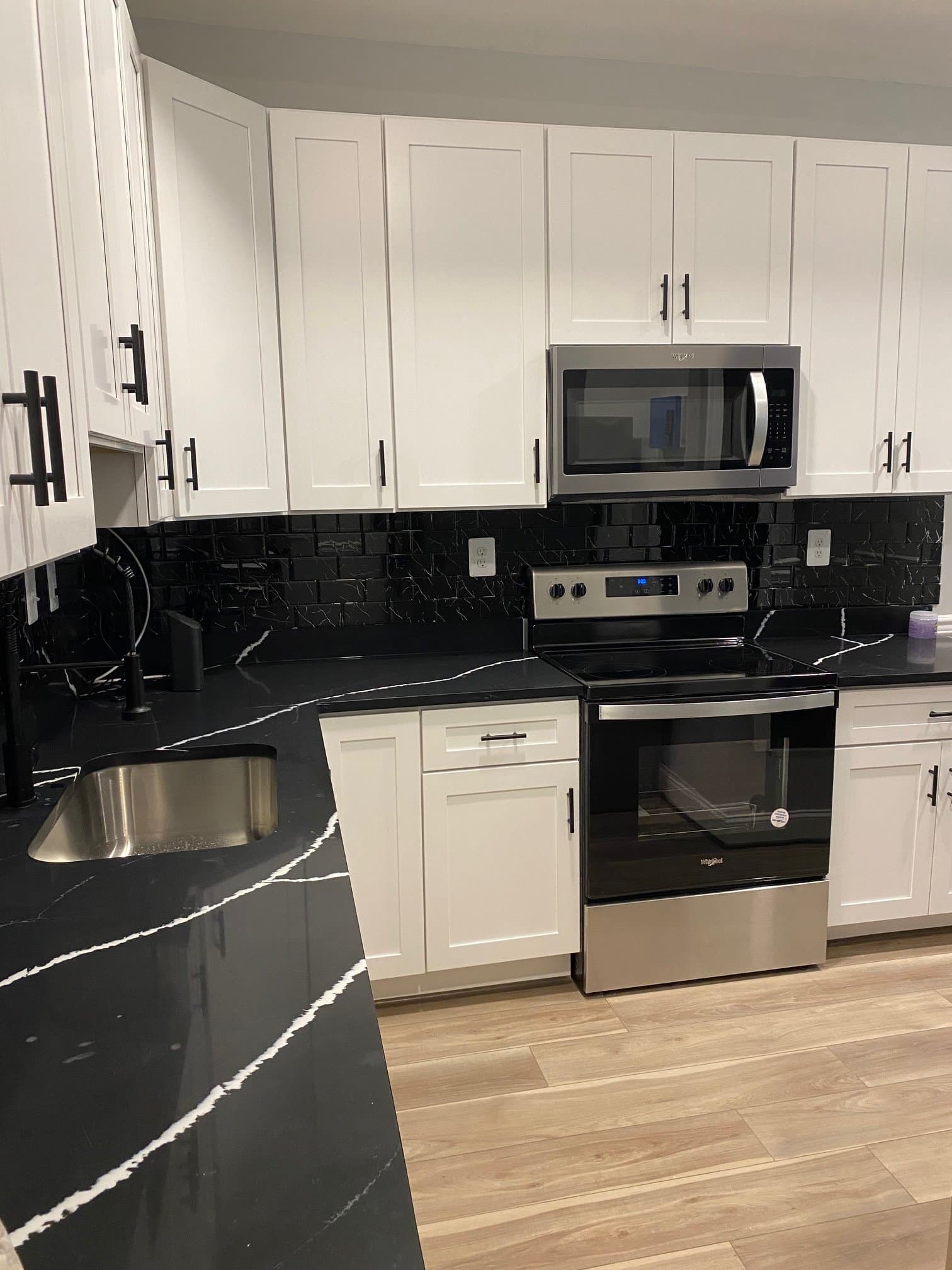 Baltimore Single Room: 1233 N Luzerne